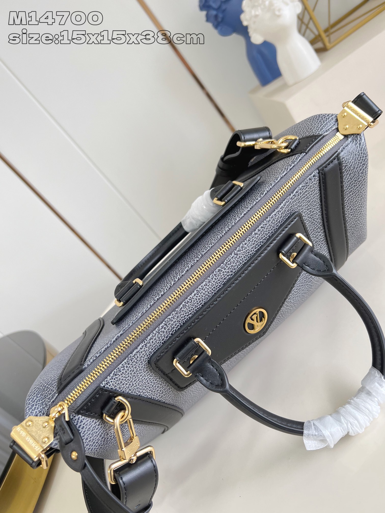 【顶级原单 M14700牛仔深蓝】M14702 本款 LV Biker 中号手袋瞩目亮相 2025 春夏