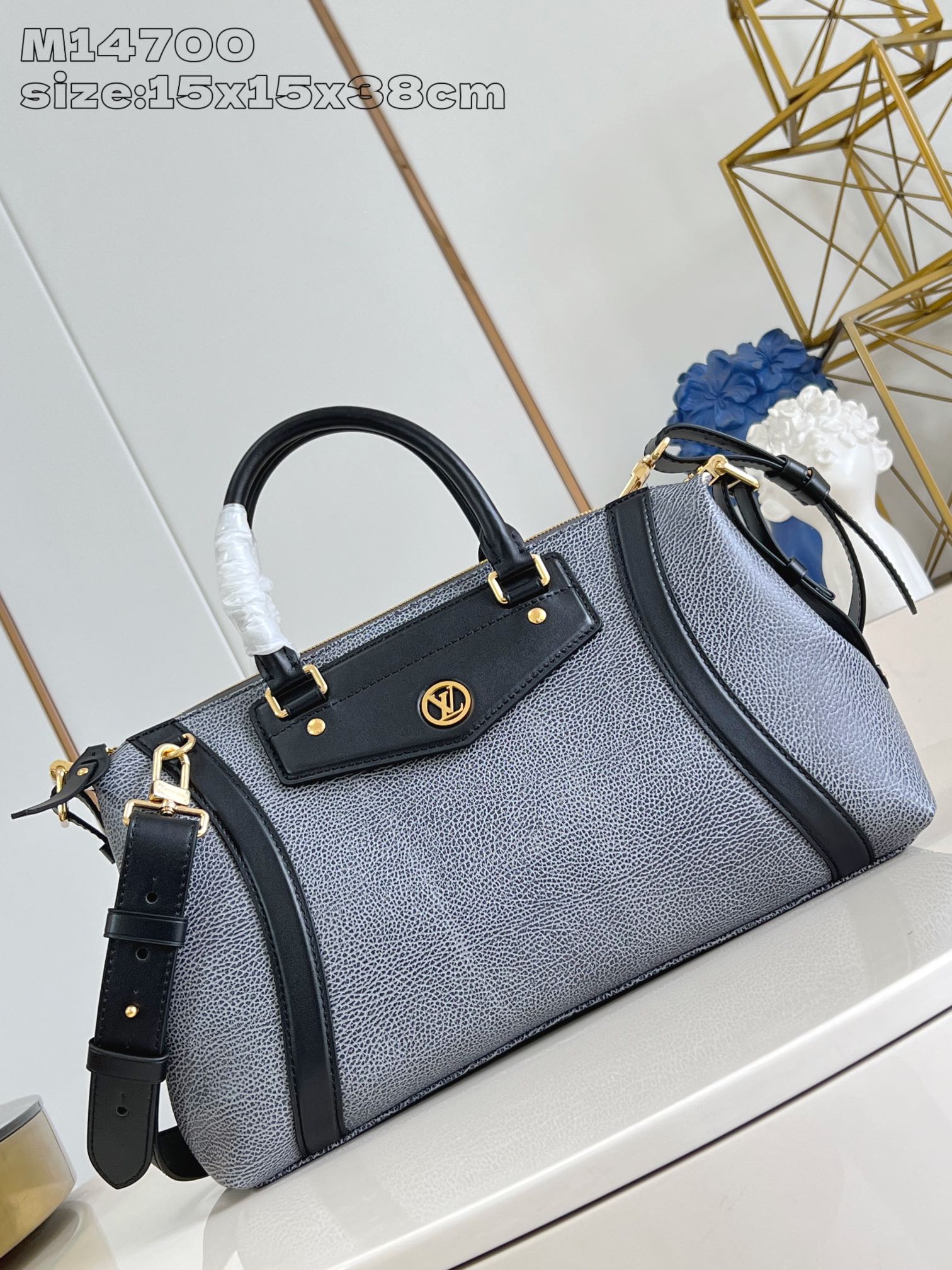 【顶级原单 M14700牛仔深蓝】M14702 本款 LV Biker 中号手袋瞩目亮相 2025 春夏
