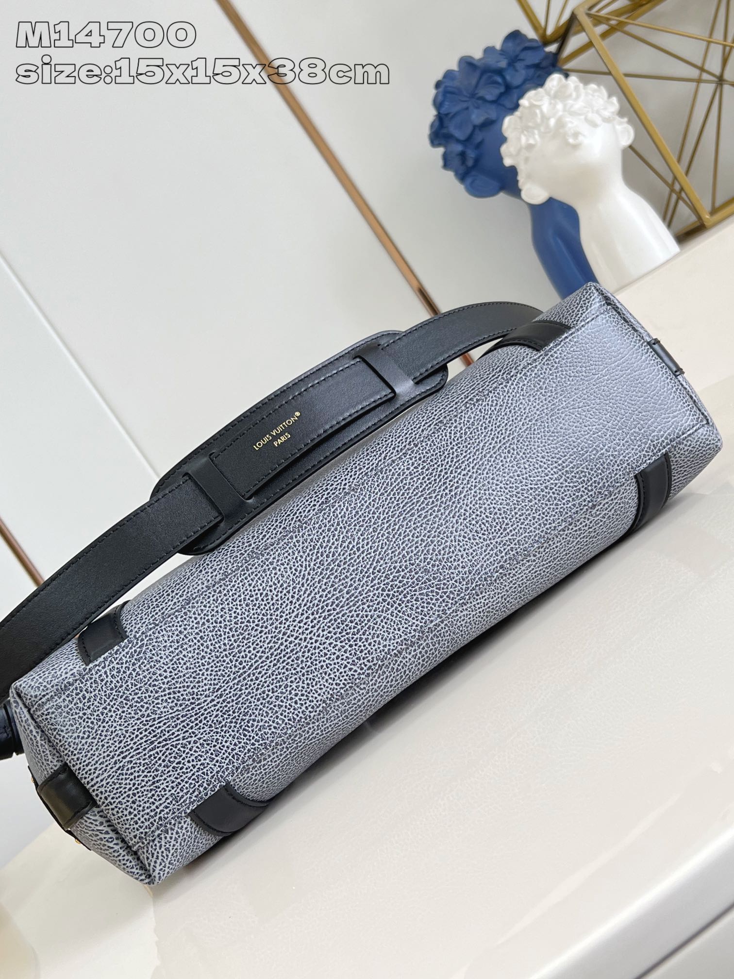 【顶级原单 M14700牛仔深蓝】M14702 本款 LV Biker 中号手袋瞩目亮相 2025 春夏