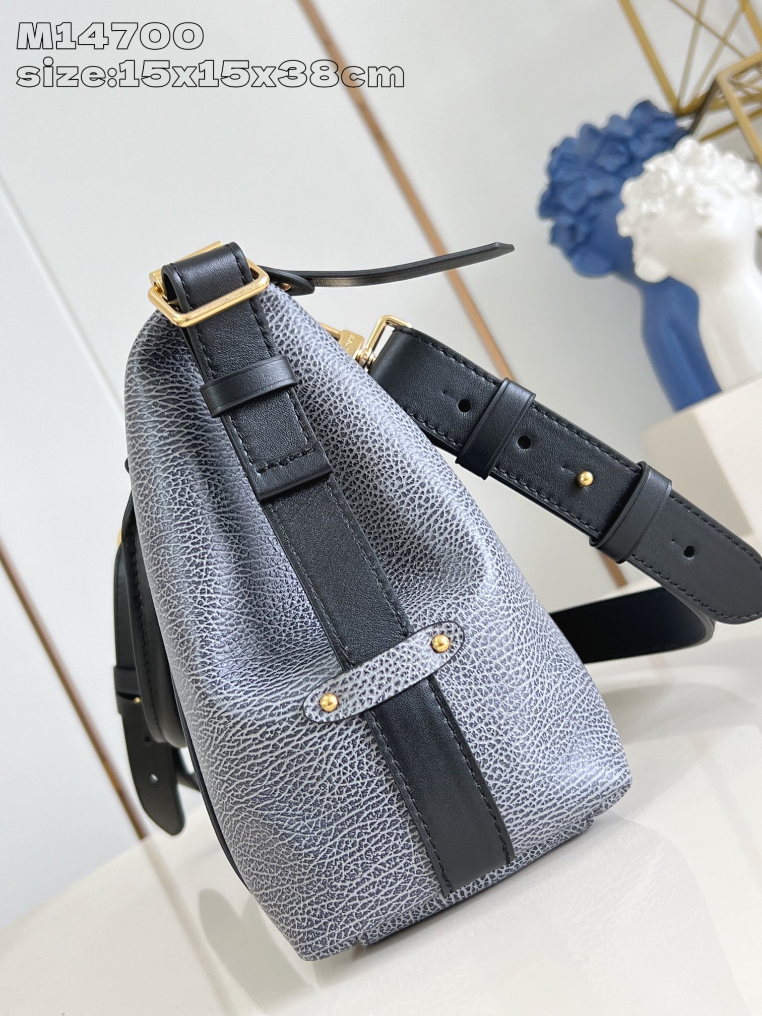 【顶级原单 M14700牛仔深蓝】M14702 本款 LV Biker 中号手袋瞩目亮相 2025 春夏