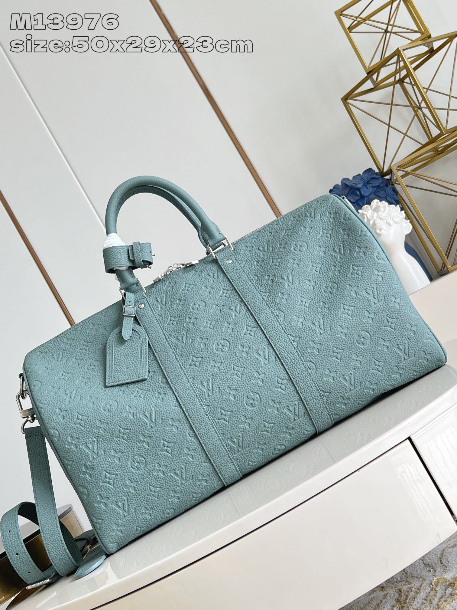 【顶级原单 M13976 】這款Keepall Bandoulière 50手袋以Taurillon M