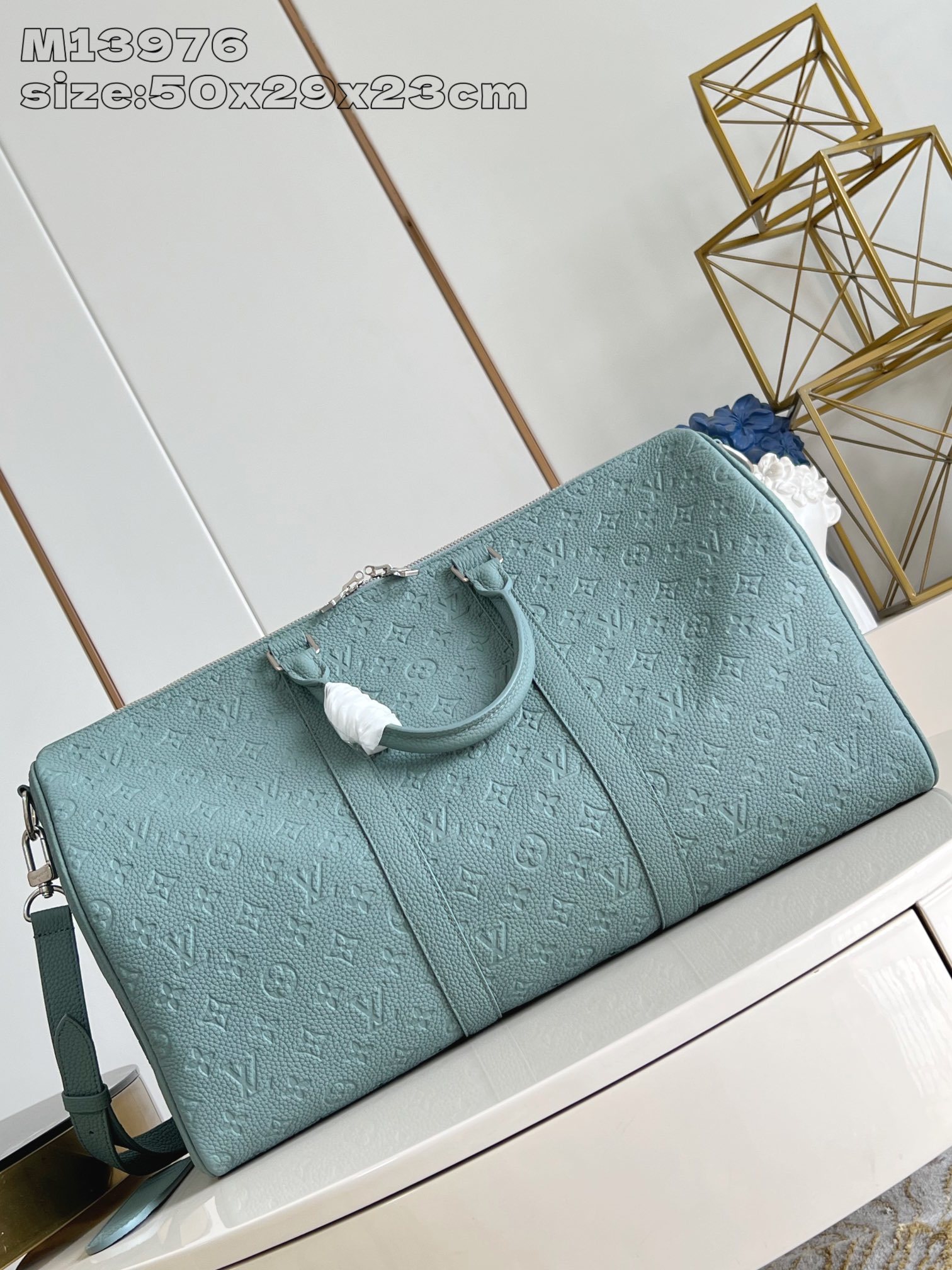 【顶级原单 M13976 】這款Keepall Bandoulière 50手袋以Taurillon M
