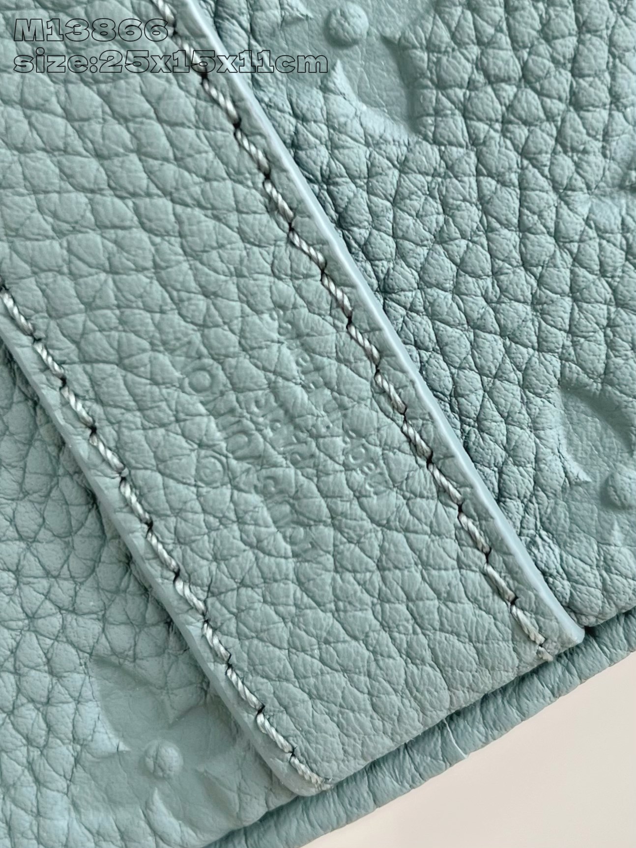 【顶级原单 M13866 】這款Keepall Bandoulière 25以Taurillon粒面皮革