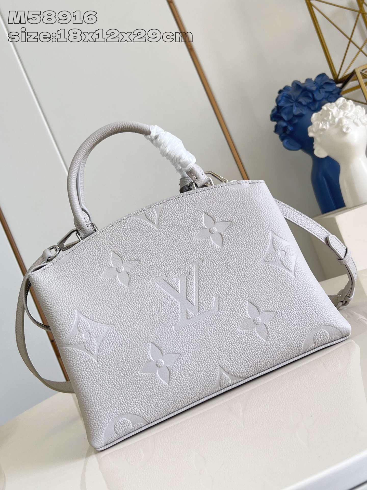 【顶级原单 M58916紫压花 】M13803 本款 Petit Palais 手袋为 Monogram