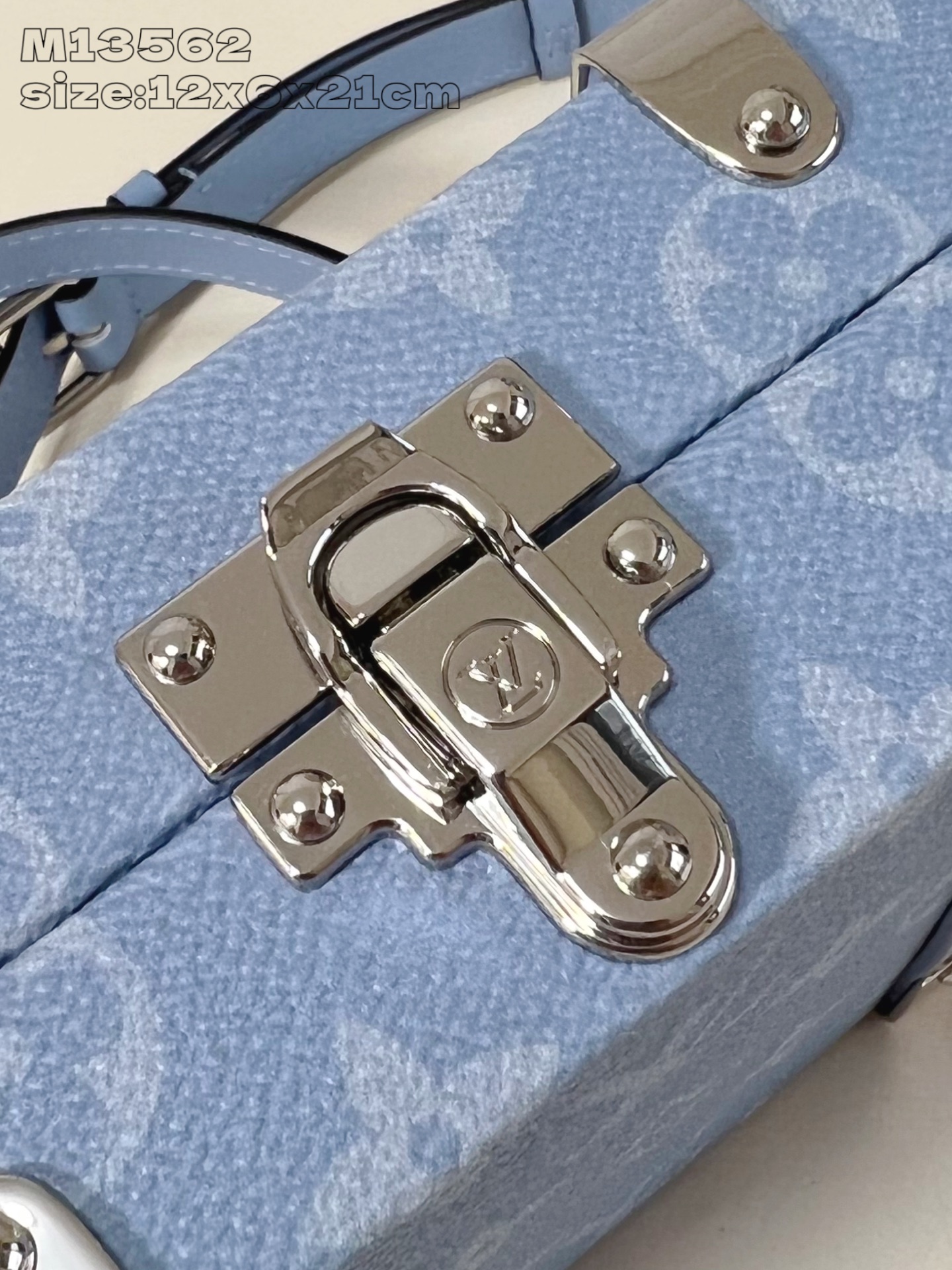 【顶级原单 M13562蓝 】本款 Wallet Trunk Taigarama 手袋取材 Monogr