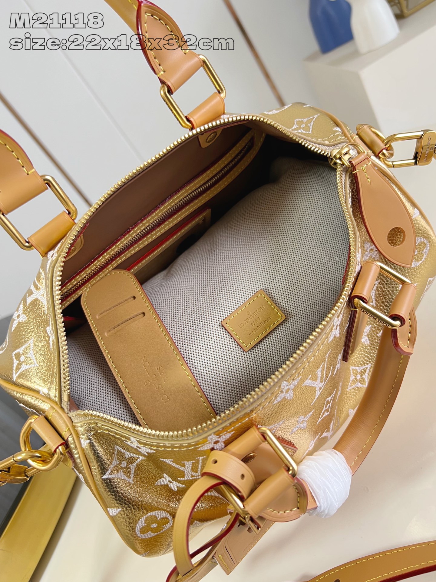 【顶级原单 M21118金色 】Speedy  Bandoulière 30 手袋采用印有经典 Mono