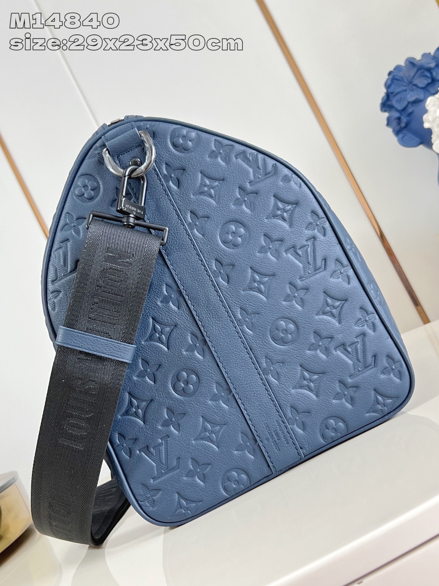 【顶级原单 M14840 】本款 Keepall Bandoulière 50 旅行袋为 Monogra