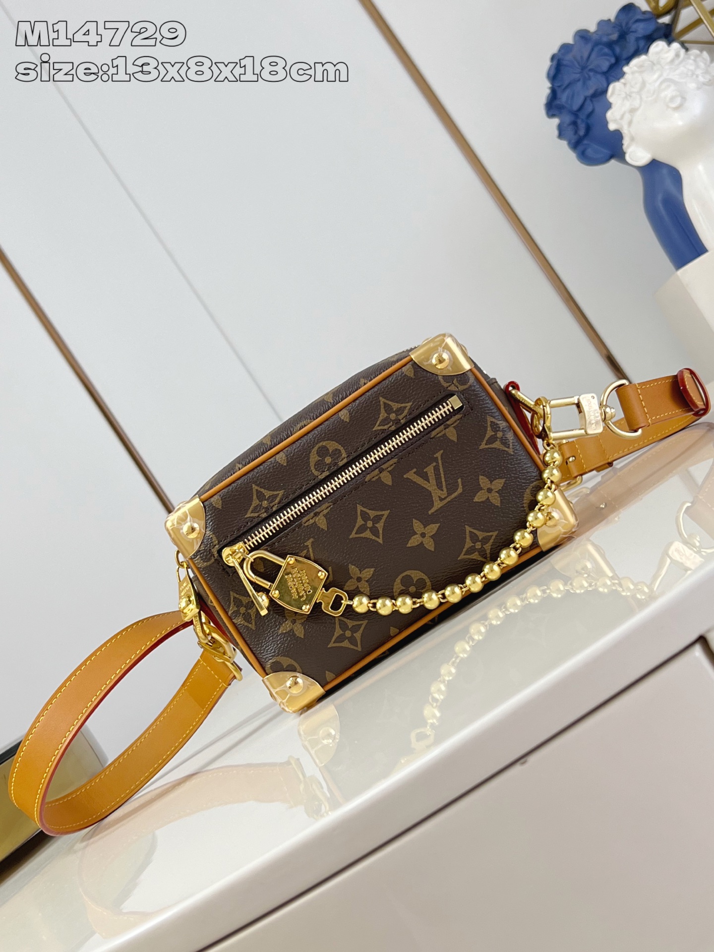 【顶级原单 M14729 】本款 Mini Soft Trunk 手袋糅合 Monogram 涂层帆布和