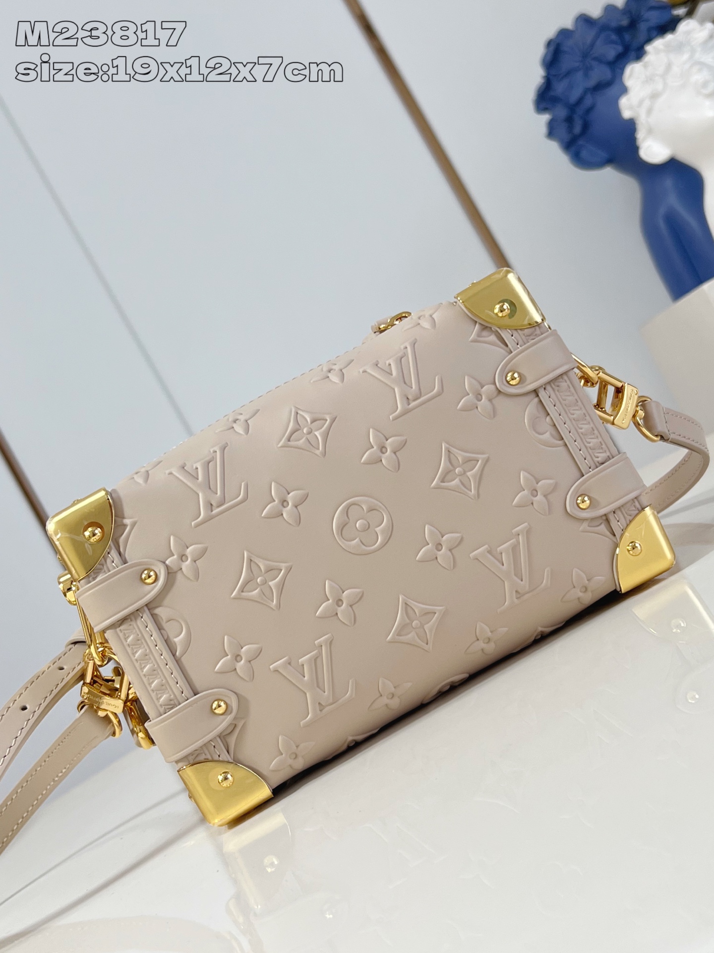 【顶级原单 M23817卡其压花 】M14571 這款Monogram Bold系列Side Trunk
