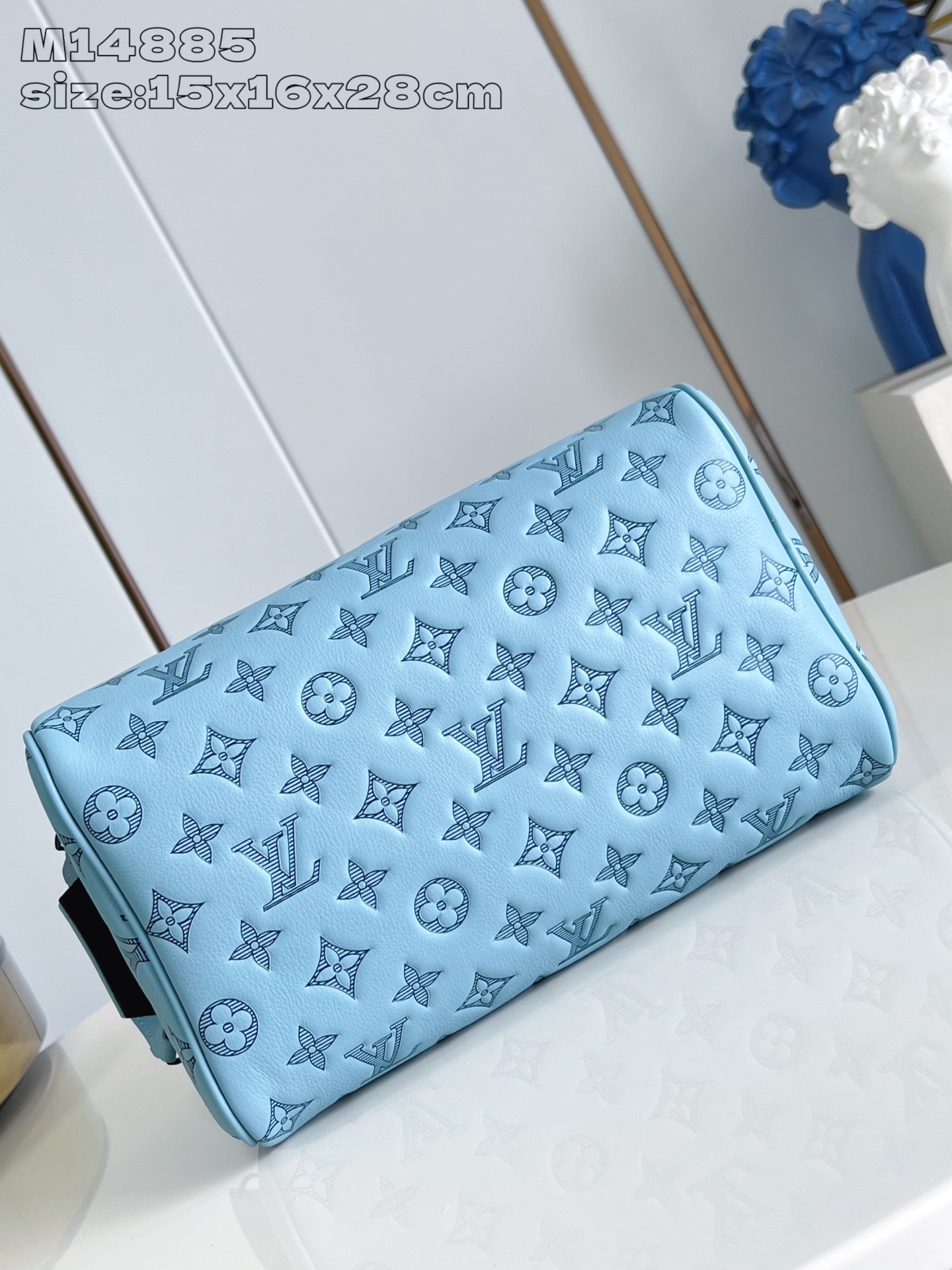 【顶级原单 M14885蓝  】本款 Dopp Kit 盥洗袋选用 Monogram Shadow 压纹