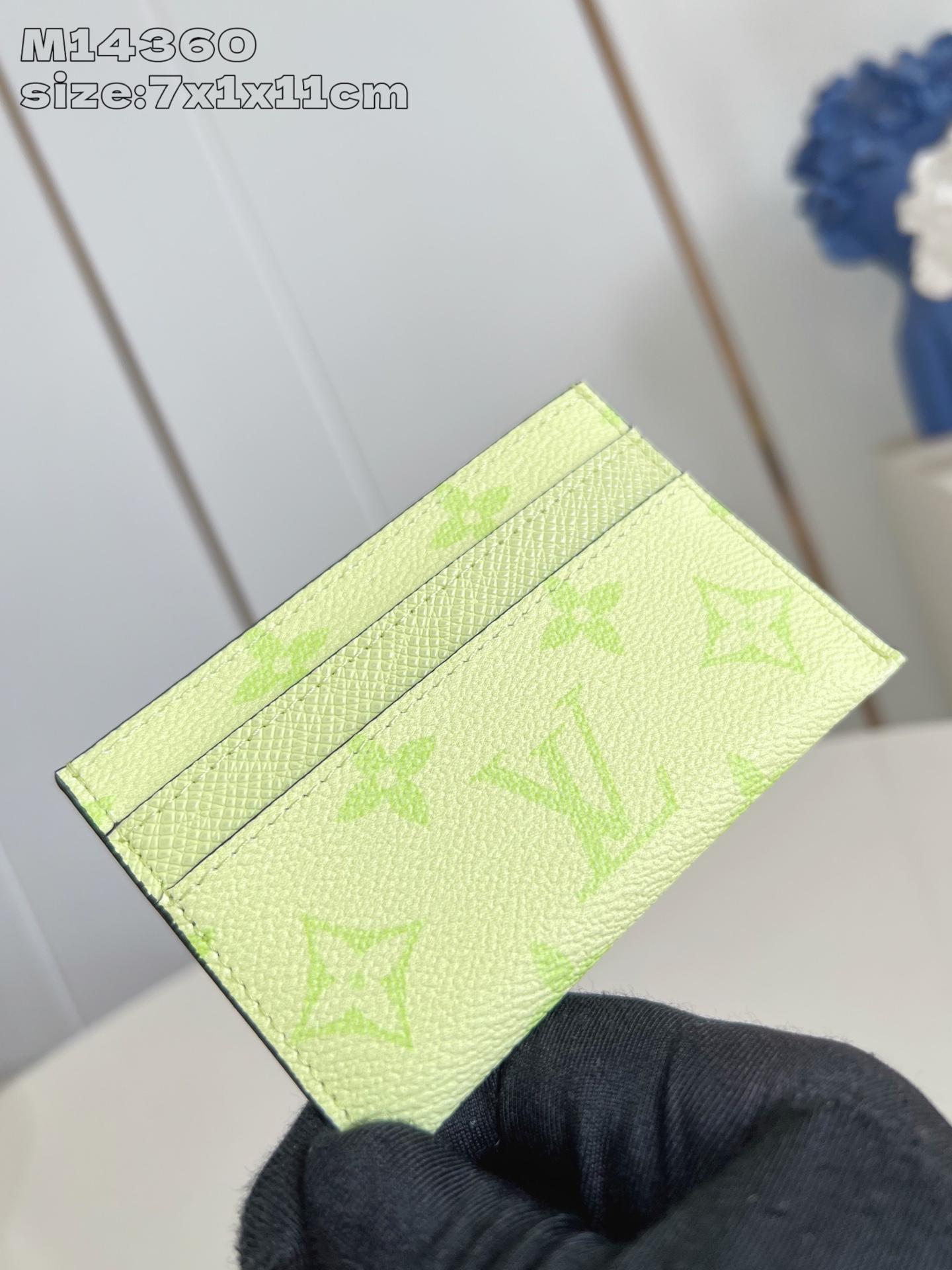【顶级原单 M14360黄 】此款采用全新 Monogram Eclipse 涂层帆布材质的卡片夹风格靓