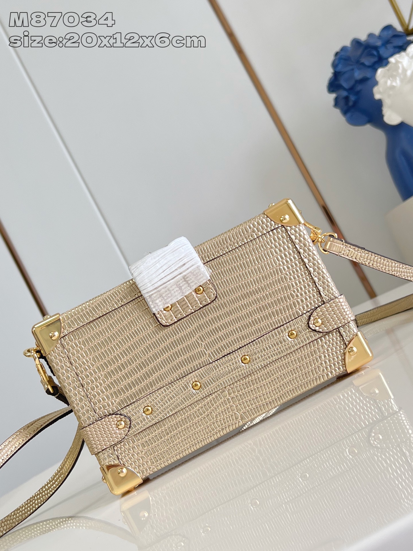 【顶级原单 M87034 】本款 Petite Malle 手袋出自 Nicolas Ghesquièr