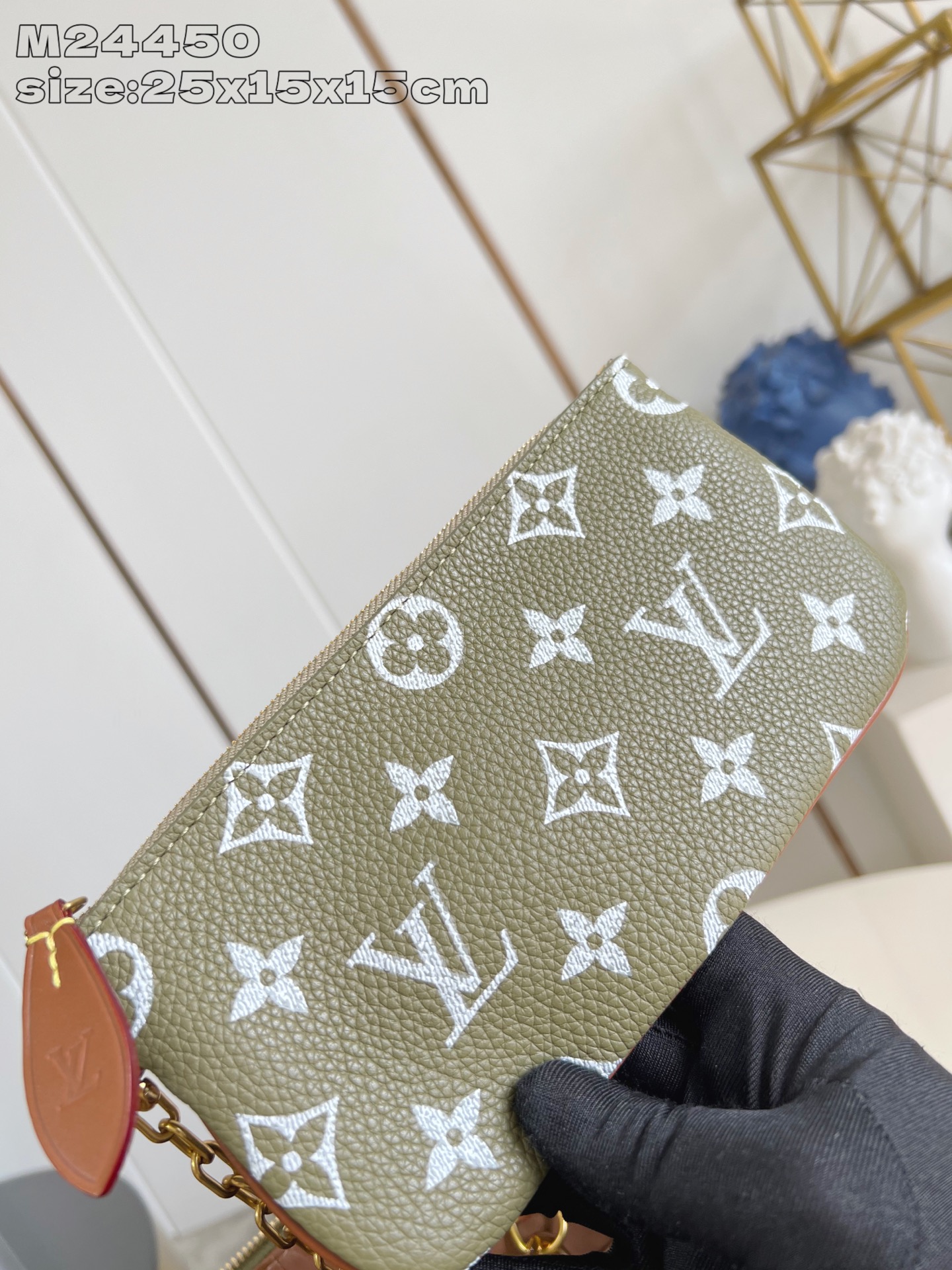 Louis Vuitton Speedy Bandoulière 40 Monogram Leather Bag 18 i1751865081780 6992 0 16
