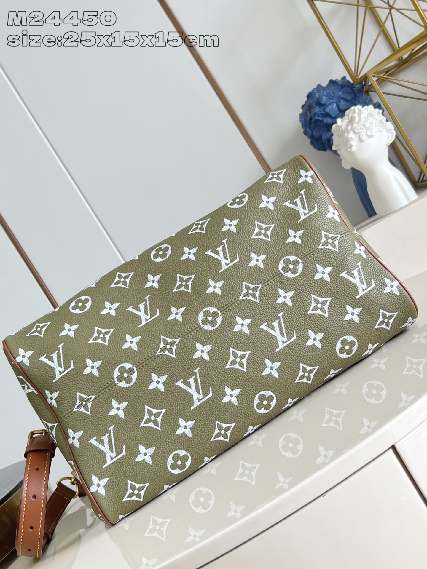 Louis Vuitton Speedy Bandoulière 40 Monogram Leather Bag 10 i1751865082949 7294 0 8