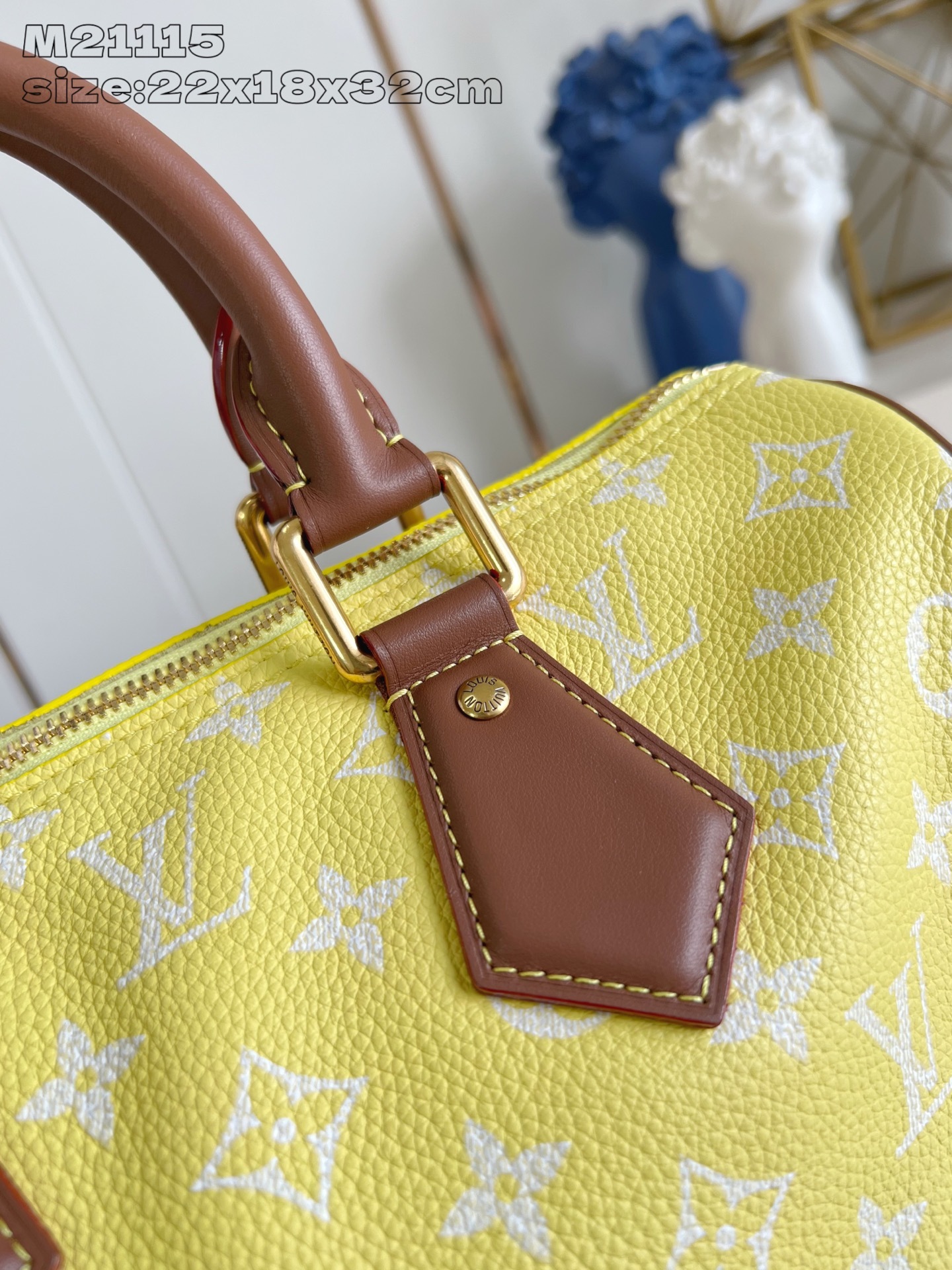 【顶级原单 M21115柠檬黄棕色配皮 】 speedy Bandoulière 30 手袋采用印有经典