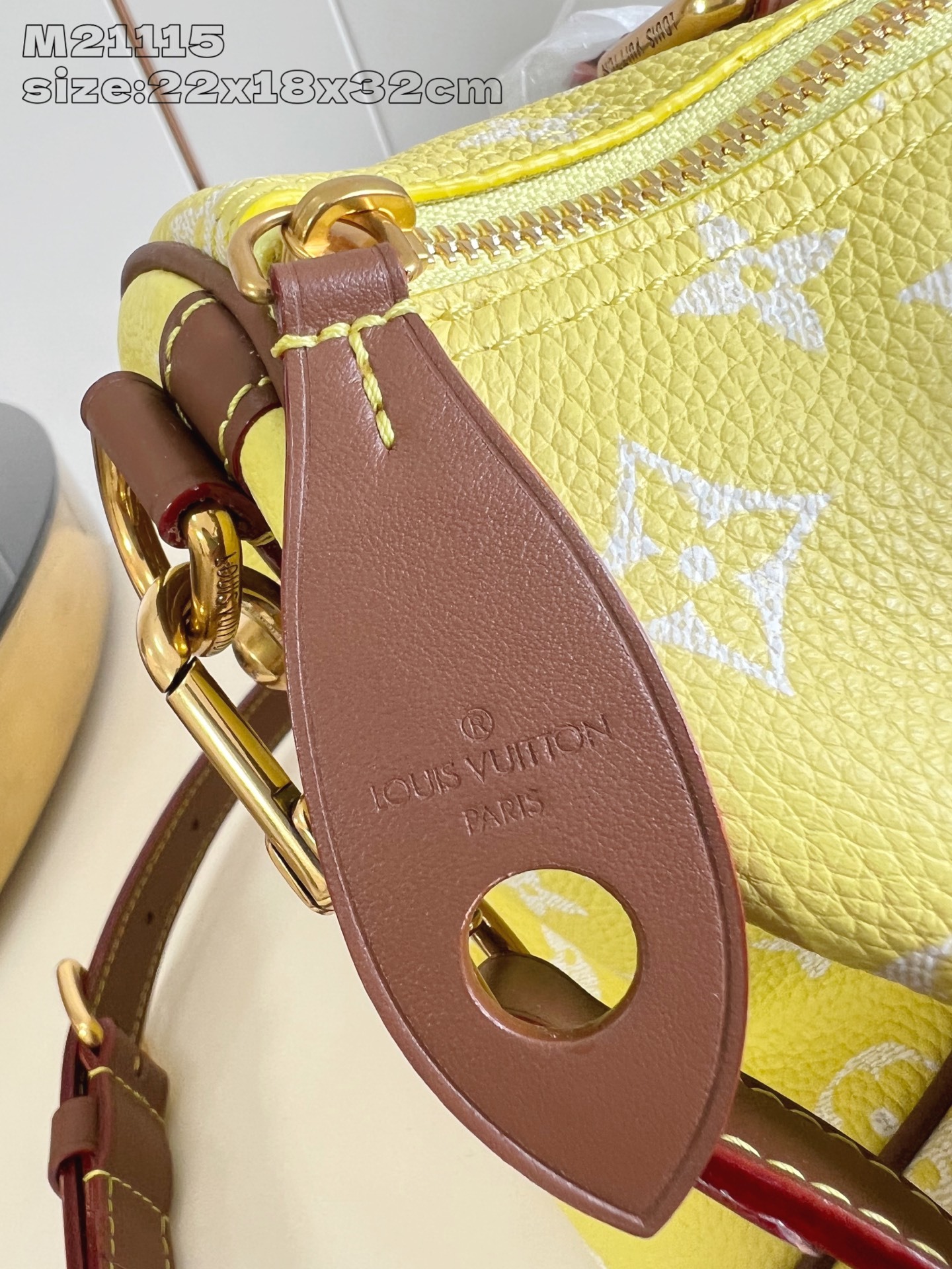 【顶级原单 M21115柠檬黄棕色配皮 】 speedy Bandoulière 30 手袋采用印有经典