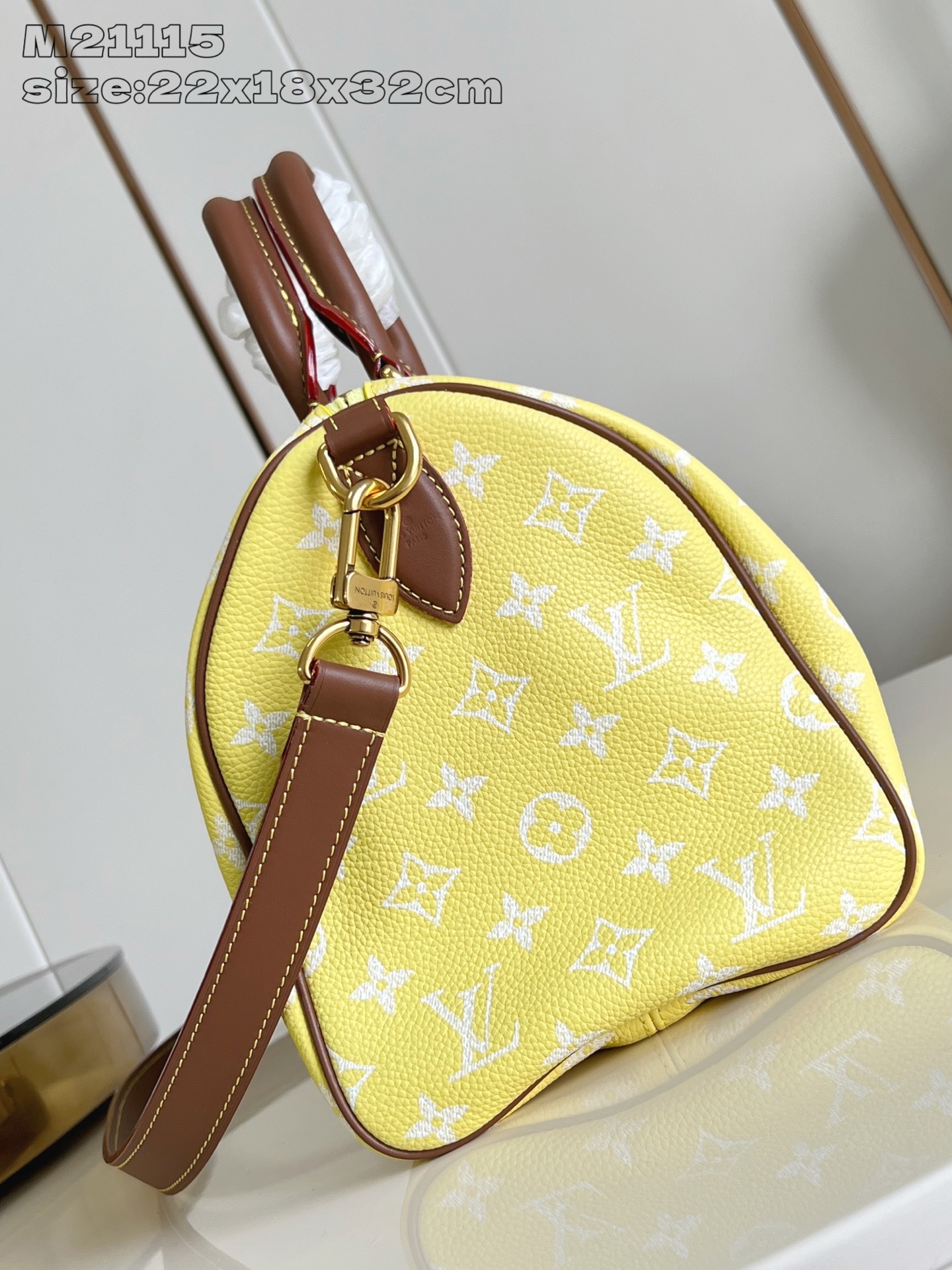 【顶级原单 M21115柠檬黄棕色配皮 】 speedy Bandoulière 30 手袋采用印有经典