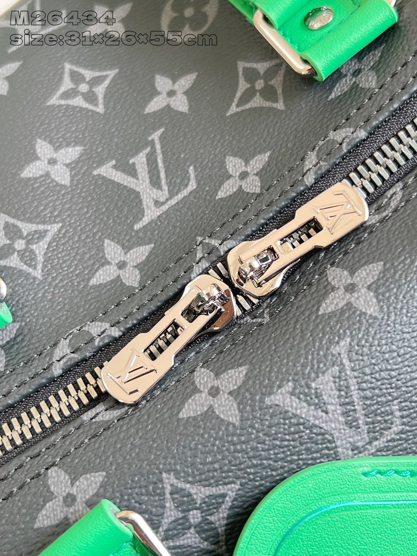【顶级原单 M26434/55cm 】本款 Keepall Bandoulière 55 旅行袋取材 M