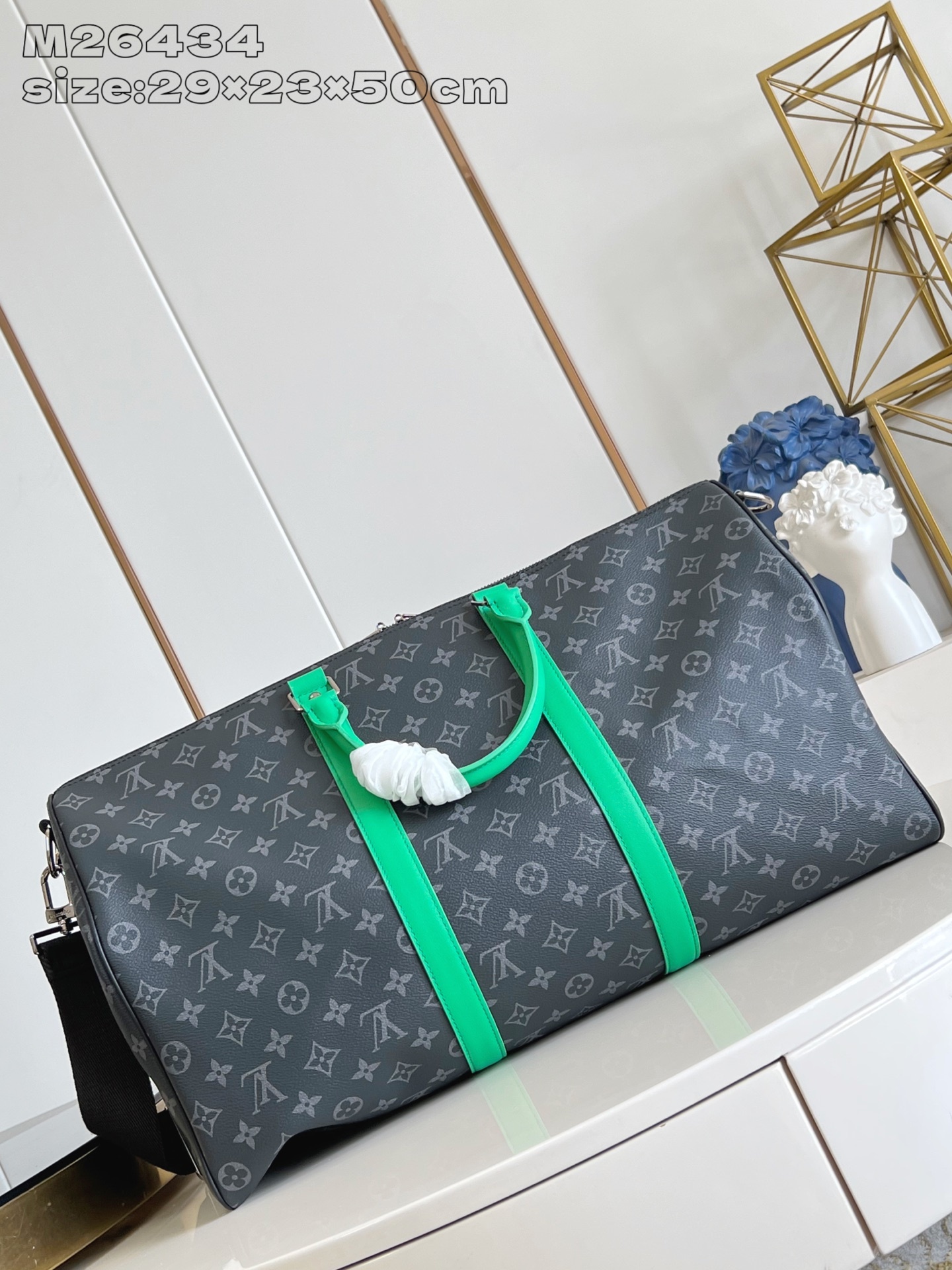 【顶级原单 M26434/50cm 】本款 Keepall Bandoulière 50 旅行袋取材 M