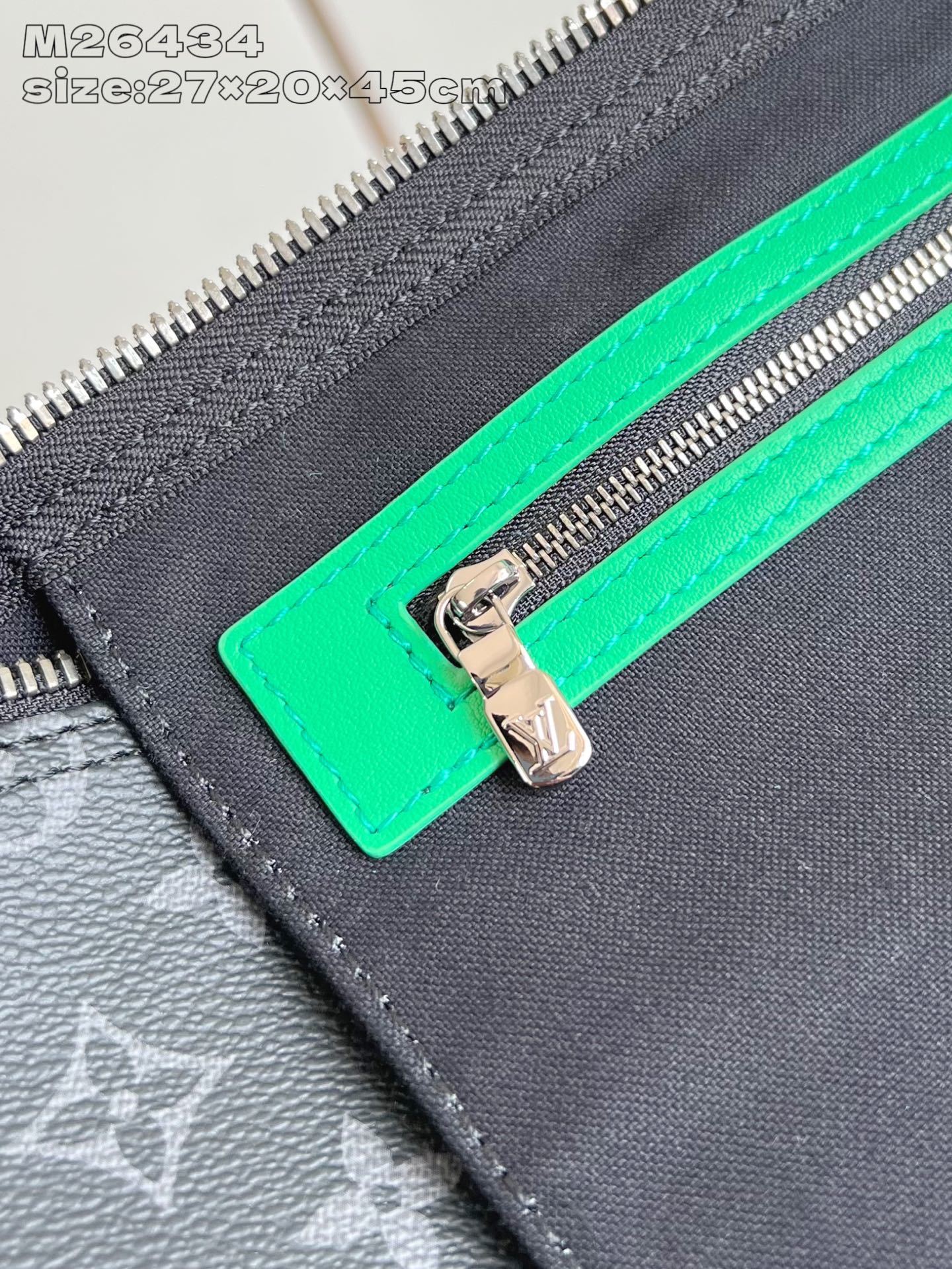 【顶级原单 M26434/45cm 】本款 Keepall Bandoulière 45 旅行袋取材 M