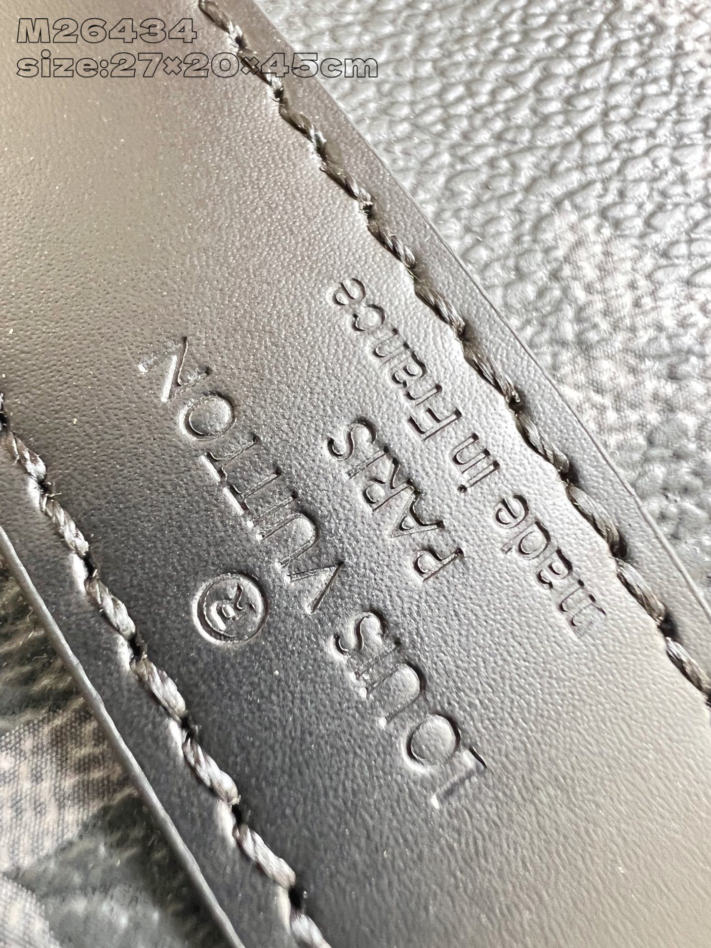 【顶级原单 M26434/45cm 】本款 Keepall Bandoulière 45 旅行袋取材 M