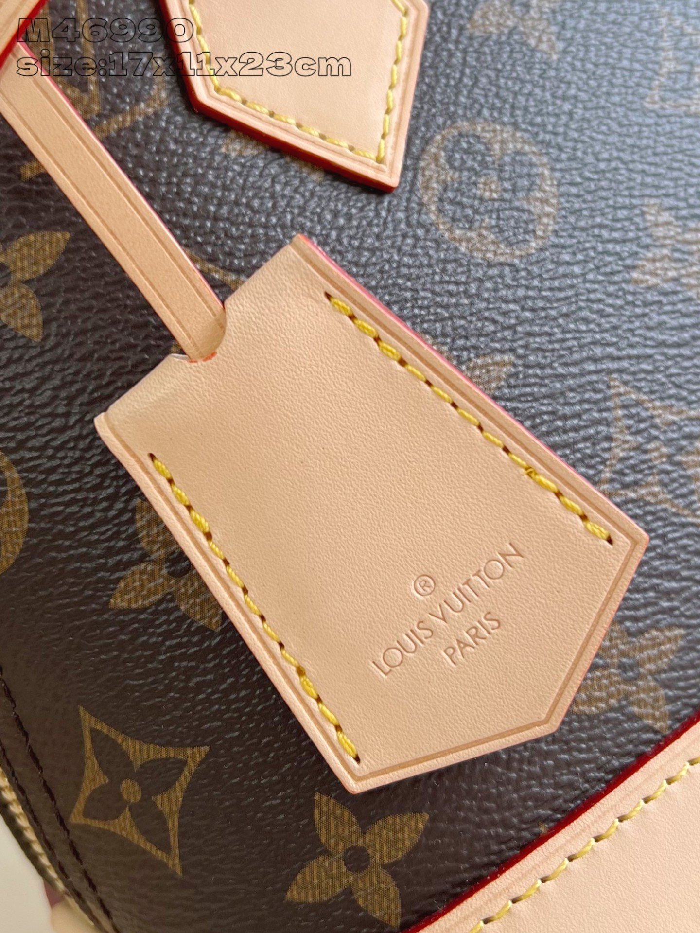 【顶级原单 M46990老花 】本款 Alma BB 手袋溯源 1934 年的装饰艺术格调,以 Mono