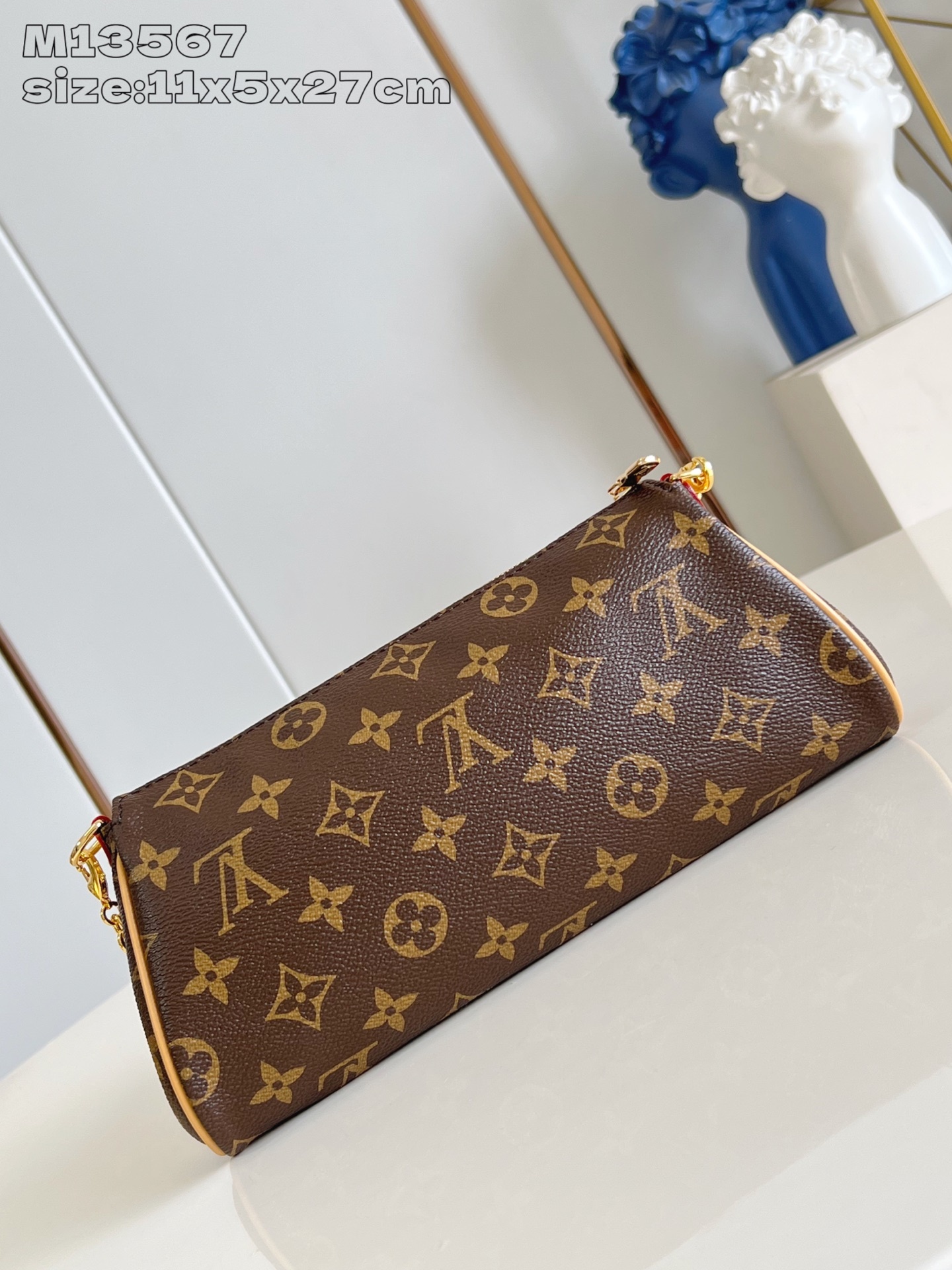 【顶级原单 M13567老花 】本款 Pochette Eva 手袋为品牌 Monogram 帆布搭配撞