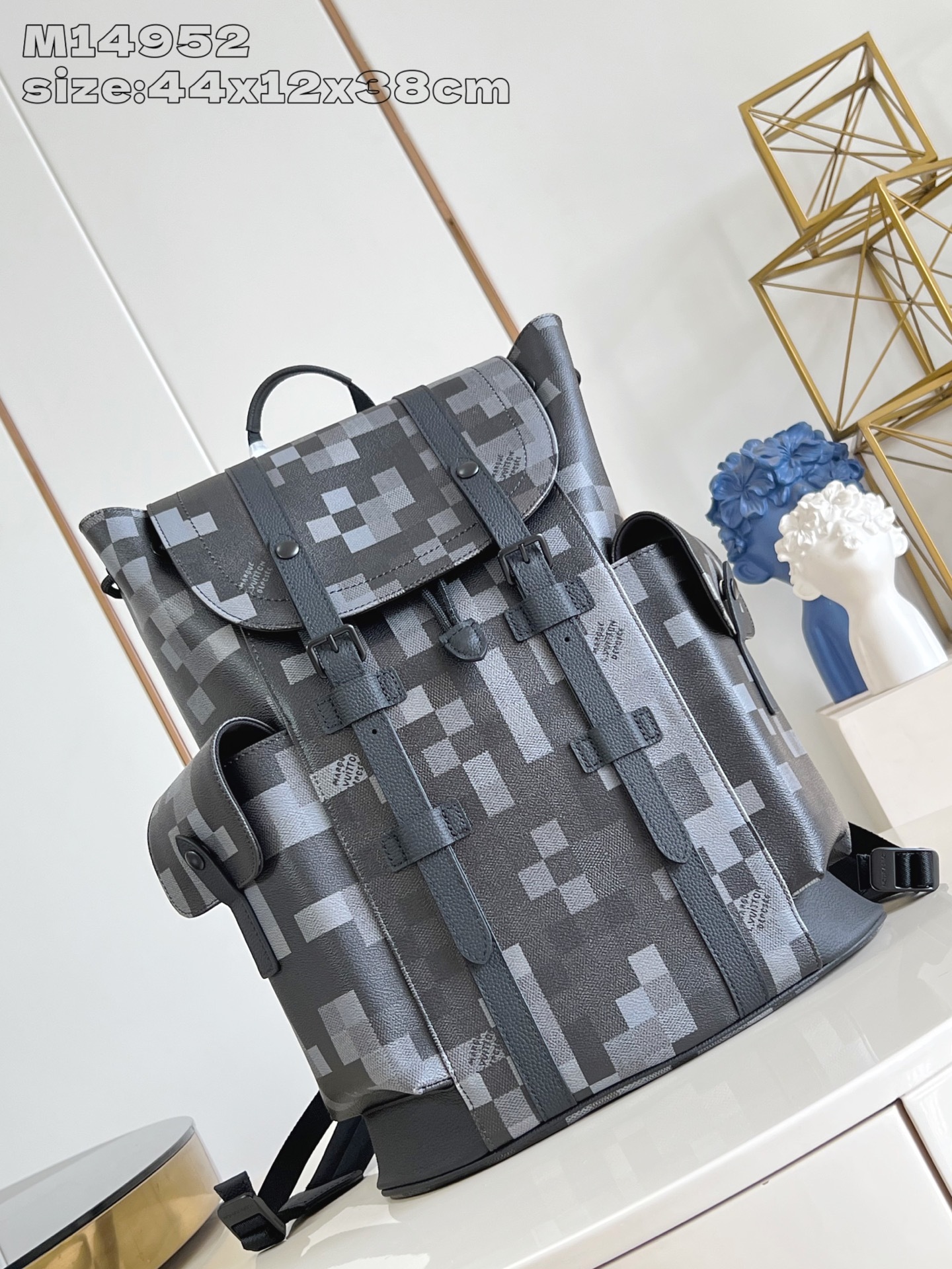 【顶级原单 M14952 】本款 Christopher 中号双肩包选用 Damoflage Black
