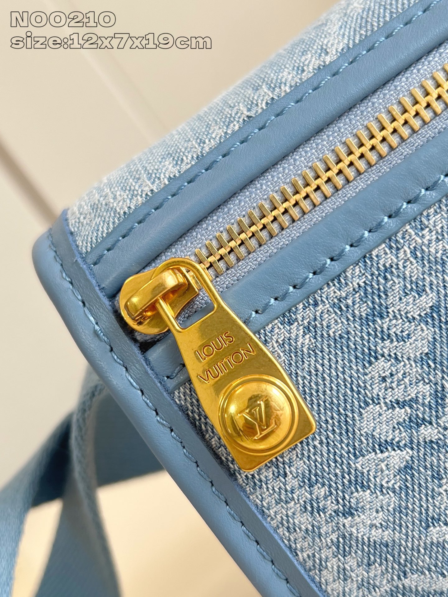 【顶级原单 N00210 】本款 Bosphore 迷你手袋取材 Damier Denim 3D 棉质帆