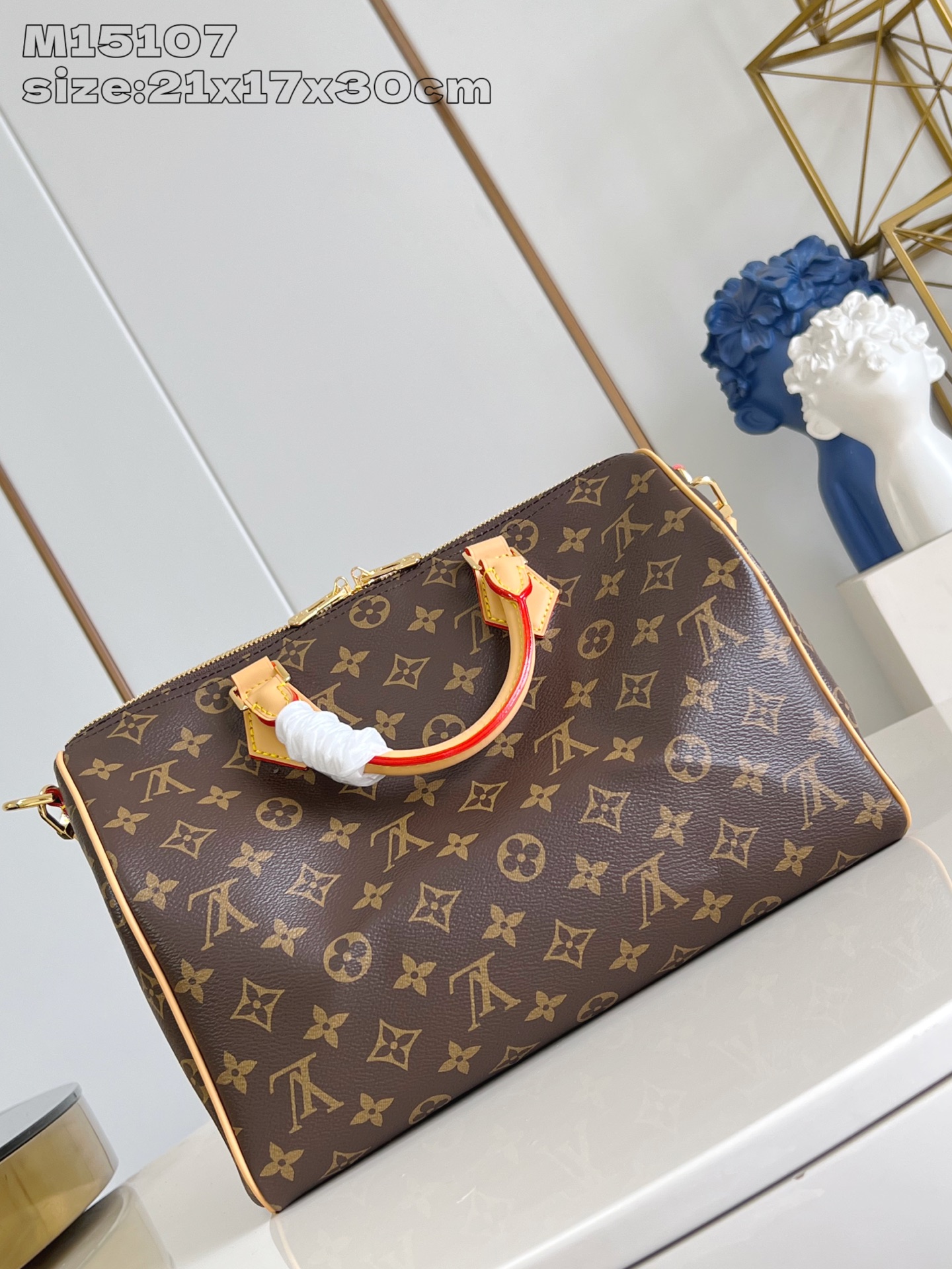 【顶级原单 M15107 】本款 Speedy Soft 30 Lucky 手袋为 Monogram 帆
