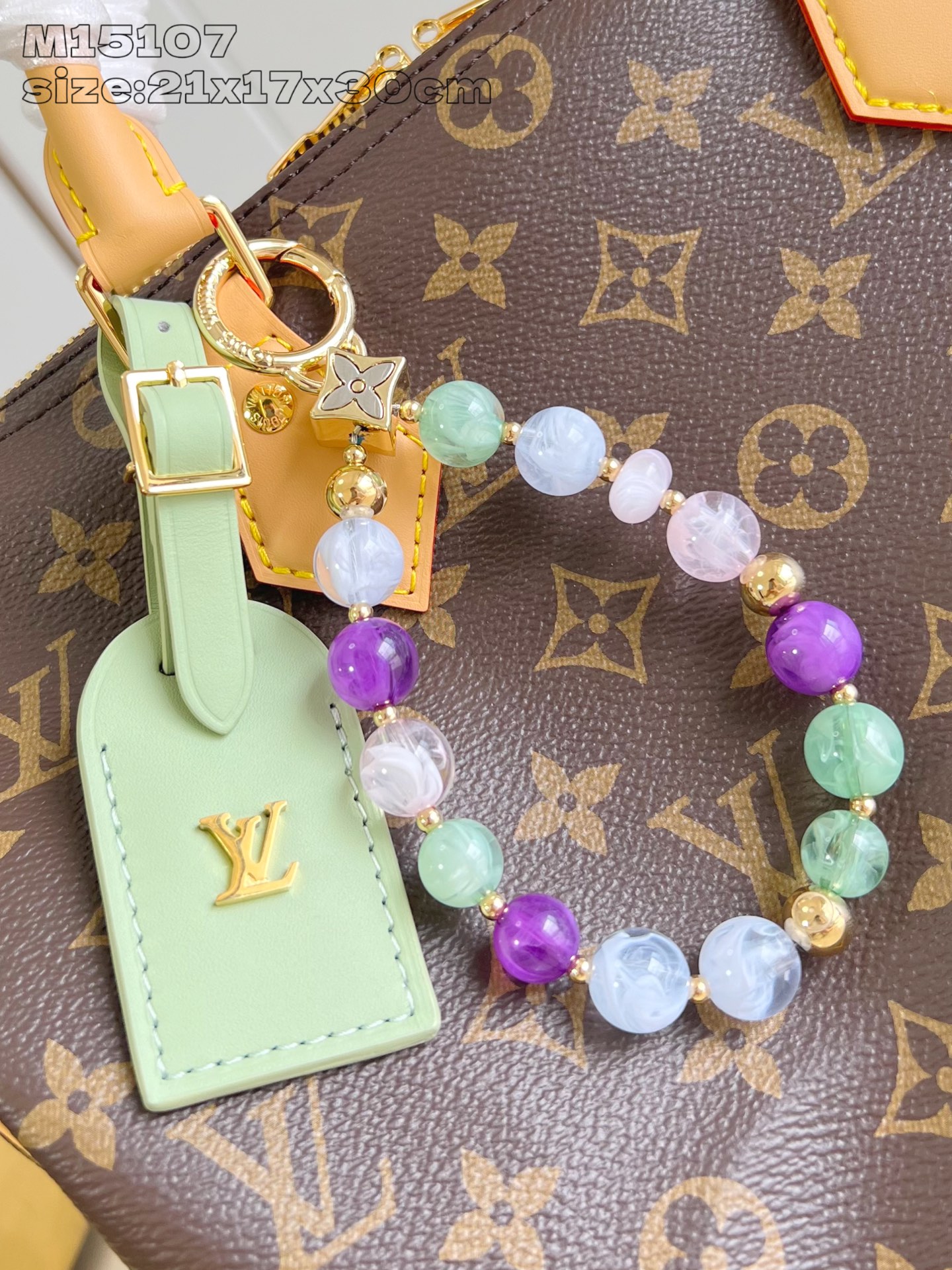 【顶级原单 M15107 】本款 Speedy Soft 30 Lucky 手袋为 Monogram 帆