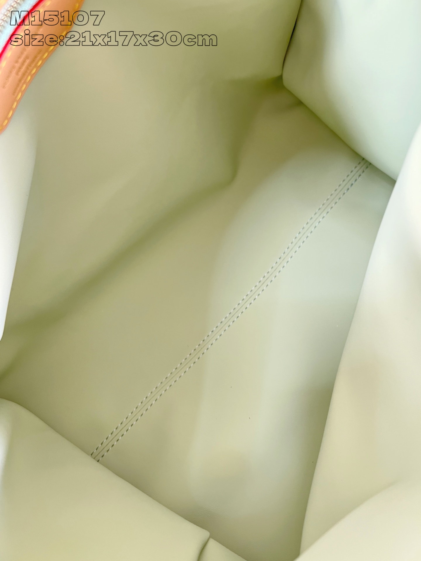 【顶级原单 M15107 】本款 Speedy Soft 30 Lucky 手袋为 Monogram 帆
