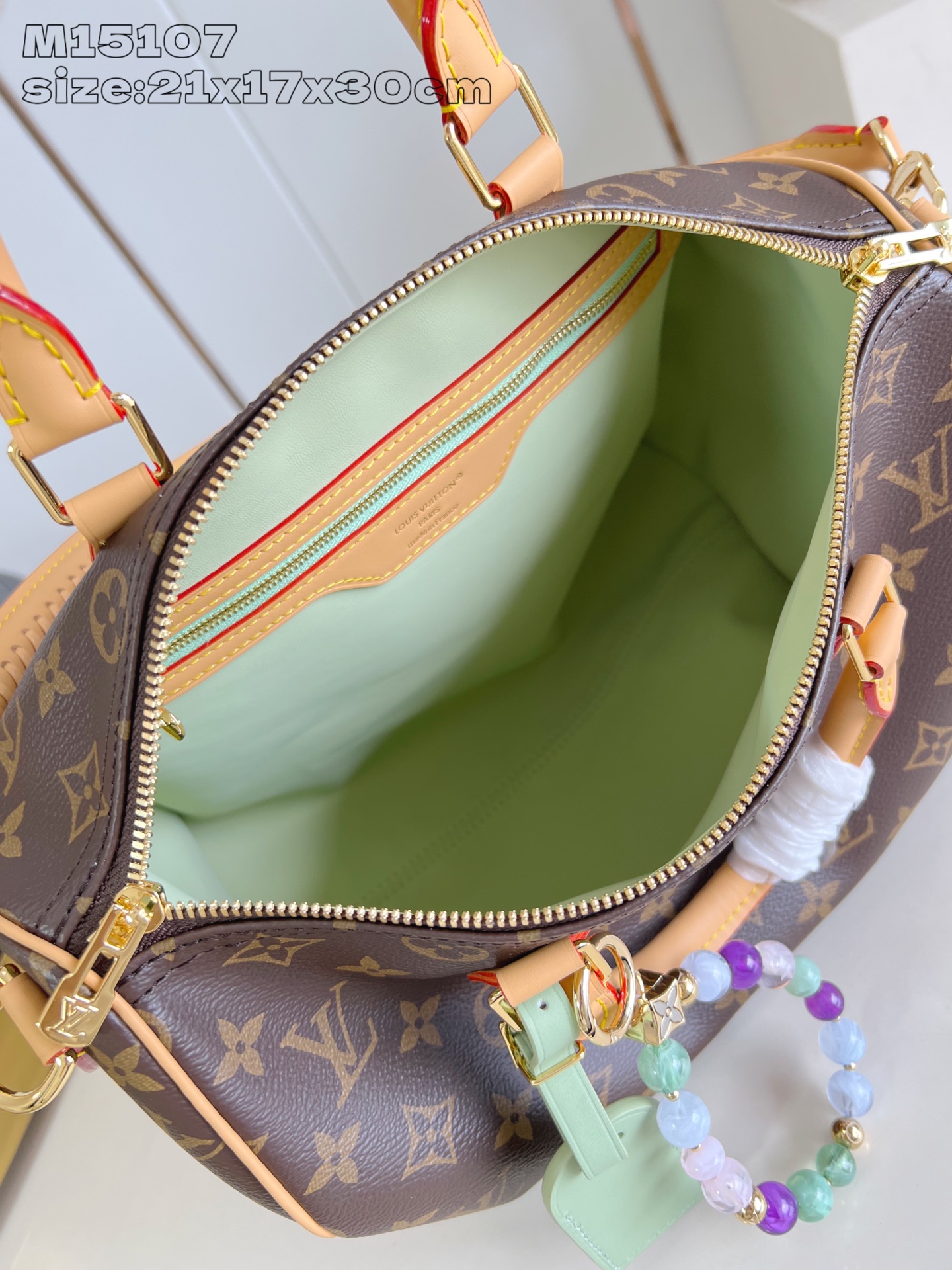 【顶级原单 M15107 】本款 Speedy Soft 30 Lucky 手袋为 Monogram 帆