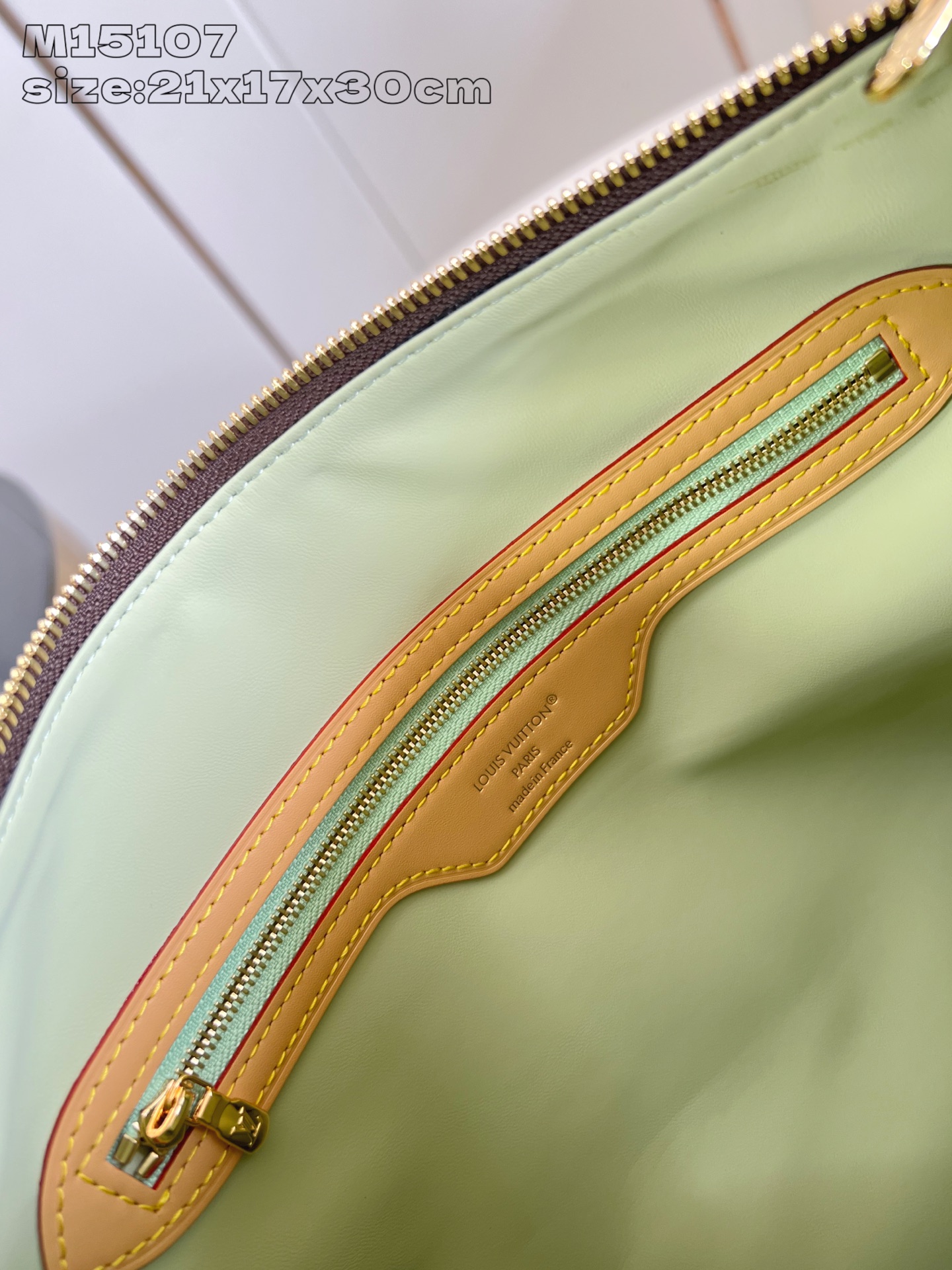 【顶级原单 M15107 】本款 Speedy Soft 30 Lucky 手袋为 Monogram 帆