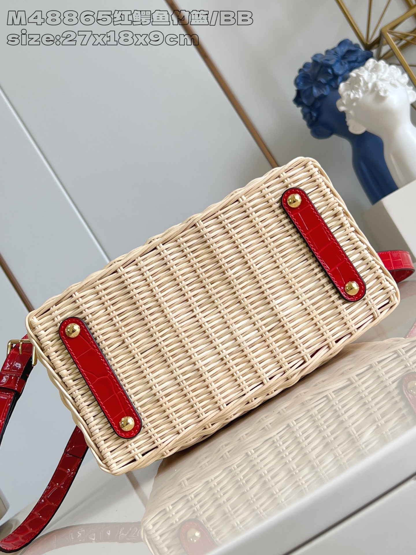 【顶级原单 M48865红鳄鱼竹篮/小号】本款 Capucines BB手袋向路易威登于 1892 年推