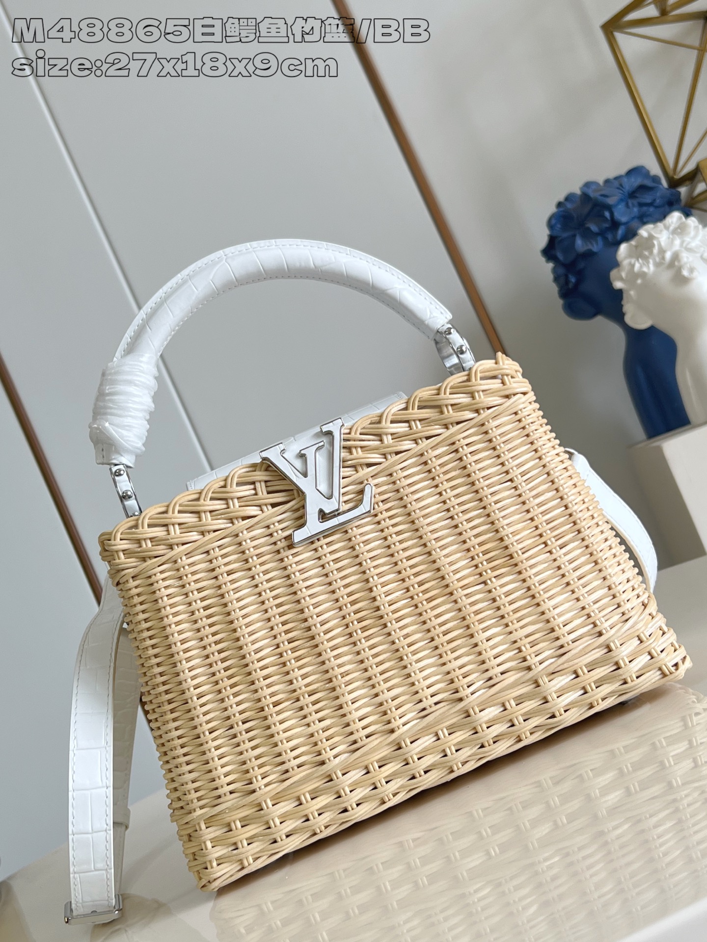 【顶级原单 M48865白鳄鱼竹篮/小号】本款 Capucines BB手袋向路易威登于 1892 年推