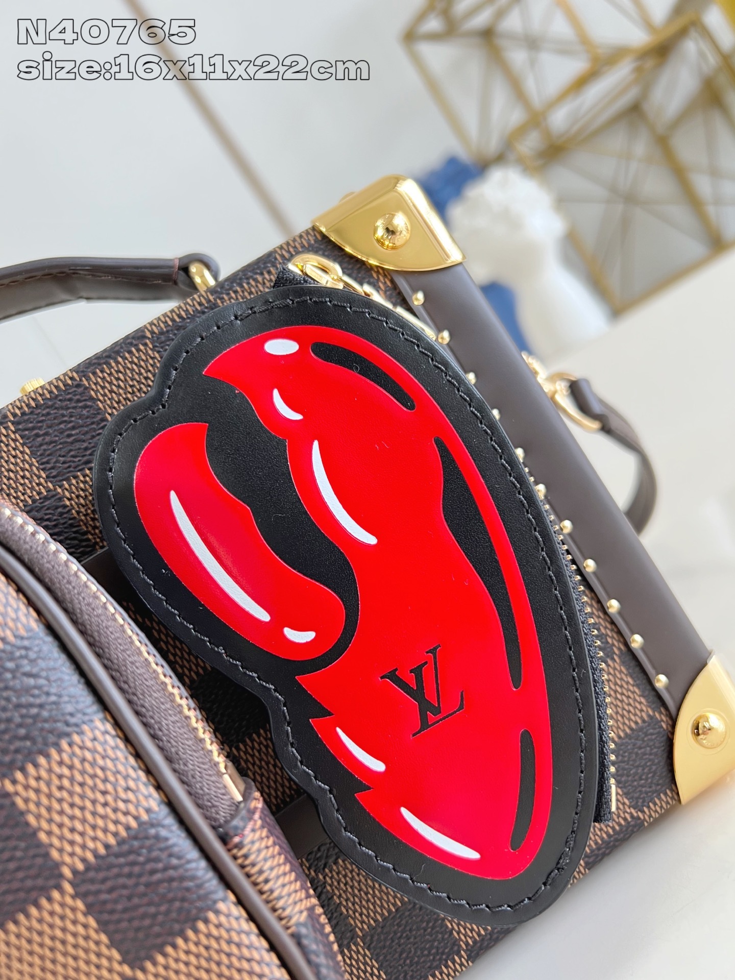 【顶级原单 N40765 】Sawagani Trunk 手袋取材 Damier Phriendship