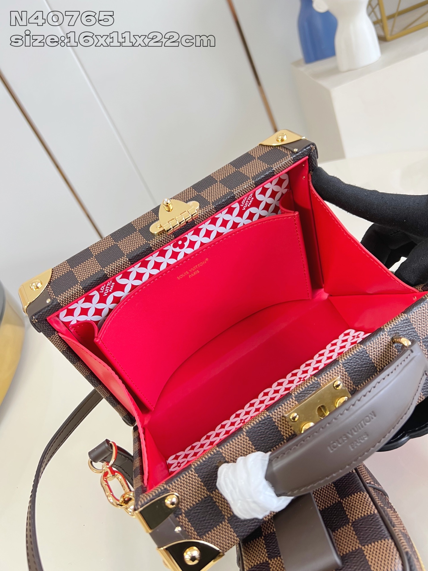 【顶级原单 N40765 】Sawagani Trunk 手袋取材 Damier Phriendship