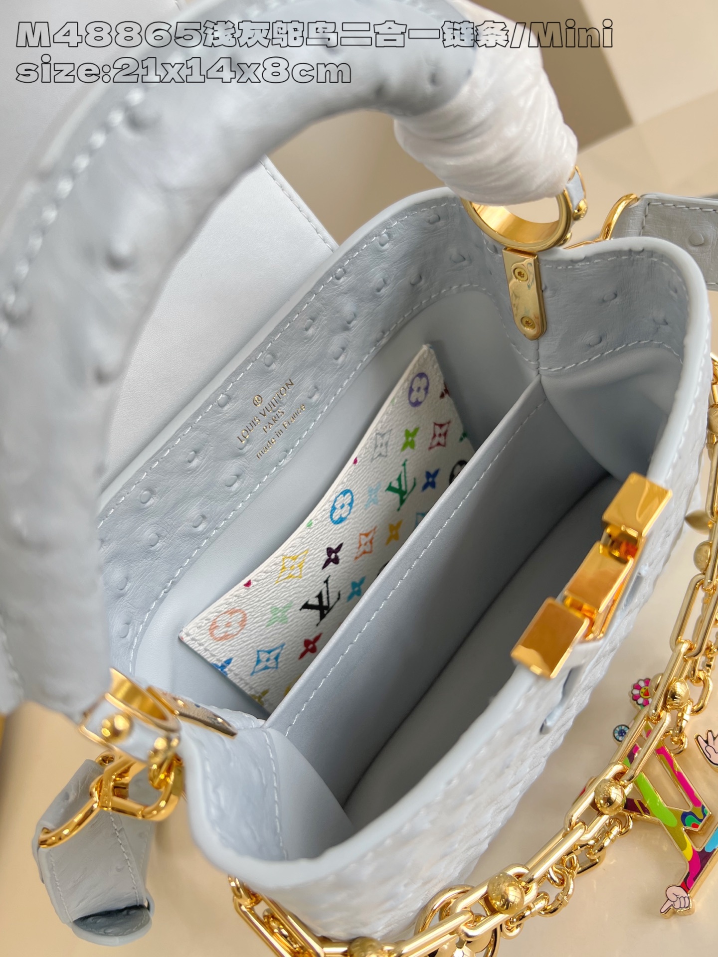 【顶级原单 M48865浅灰鸵鸟二合一链条/迷你 】 本款 Capucines mini 手袋出自 Tr