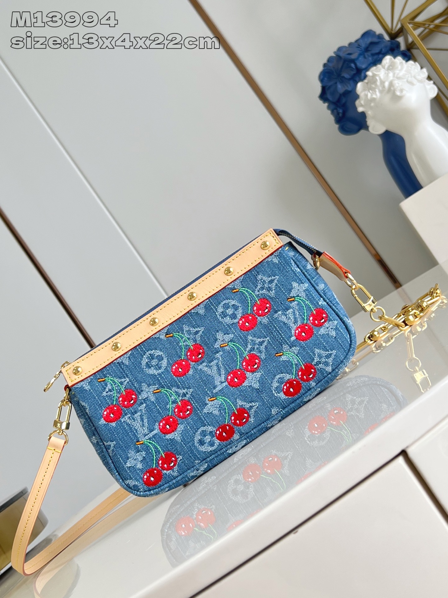【顶级原单 M13994 】Pochette Accessoires 手袋加入路易威登 x 村上隆复刻系