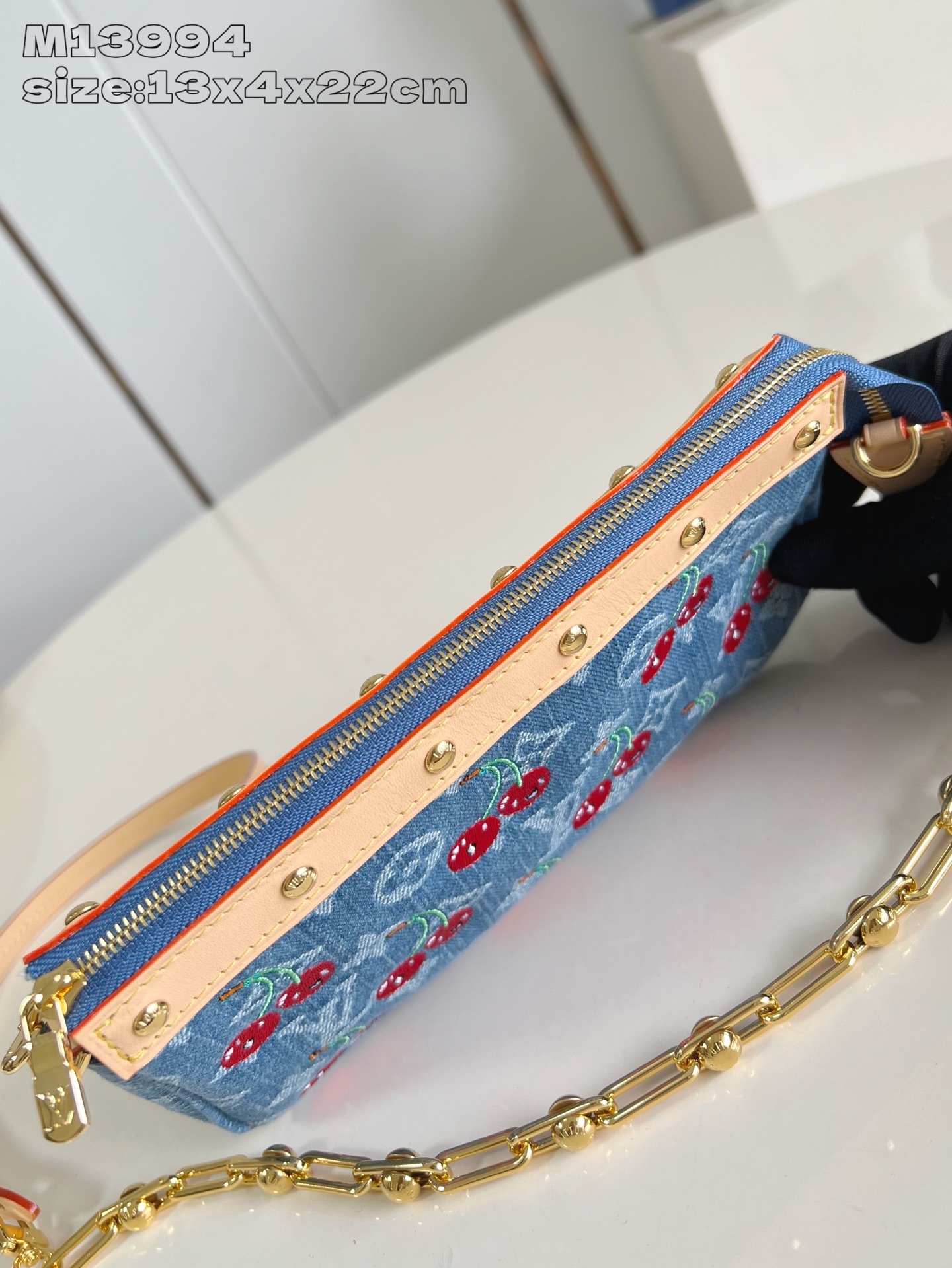 【顶级原单 M13994 】Pochette Accessoires 手袋加入路易威登 x 村上隆复刻系