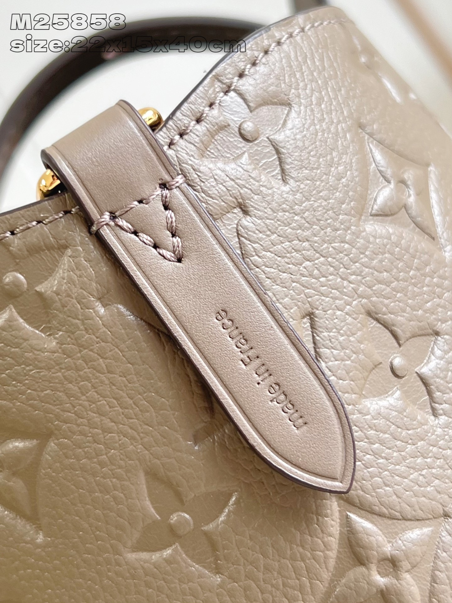 【顶级原单 M25858浅绿压花 】M25890 本款 All In One 小号手袋为 Monogra