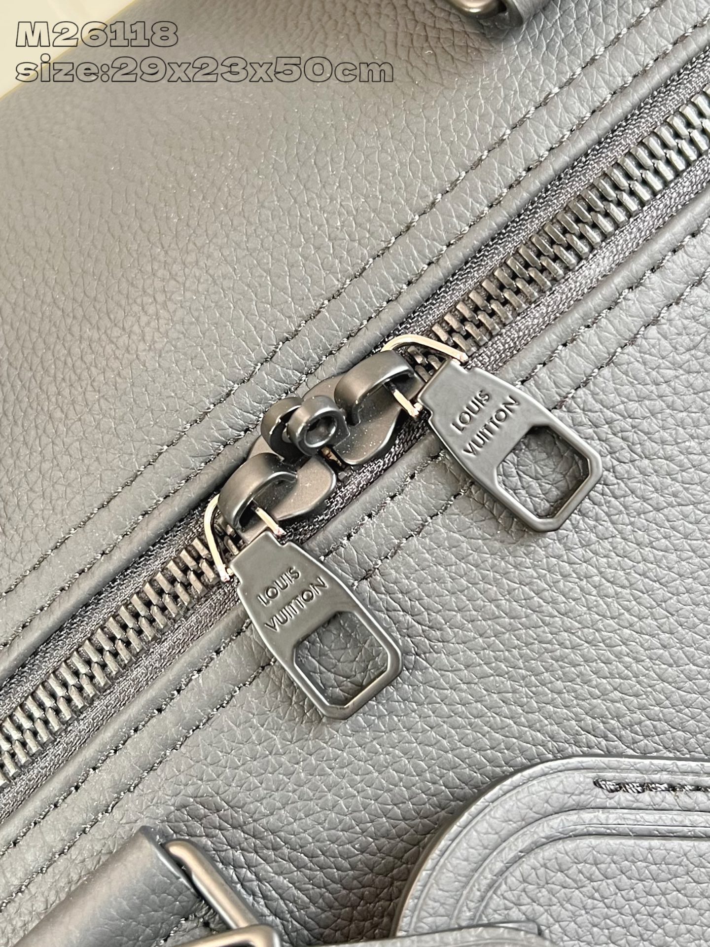 【顶级原单 M26118 】本款 Keepall Bandoulière 50 旅行袋取材蜡面牛皮革和织
