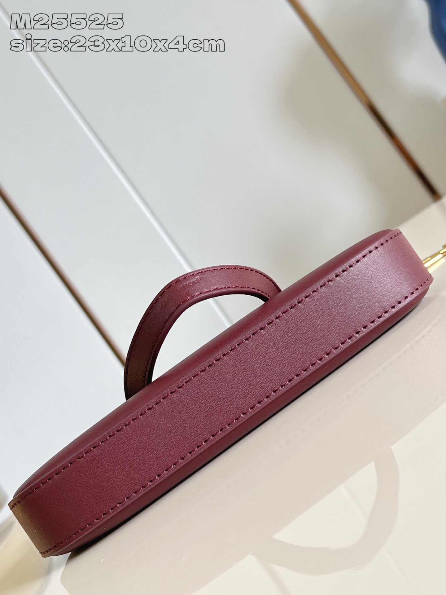 【顶级原单 M25525紫红 】M25650 本款 Pochette LV Bloom 手袋出自路易威登