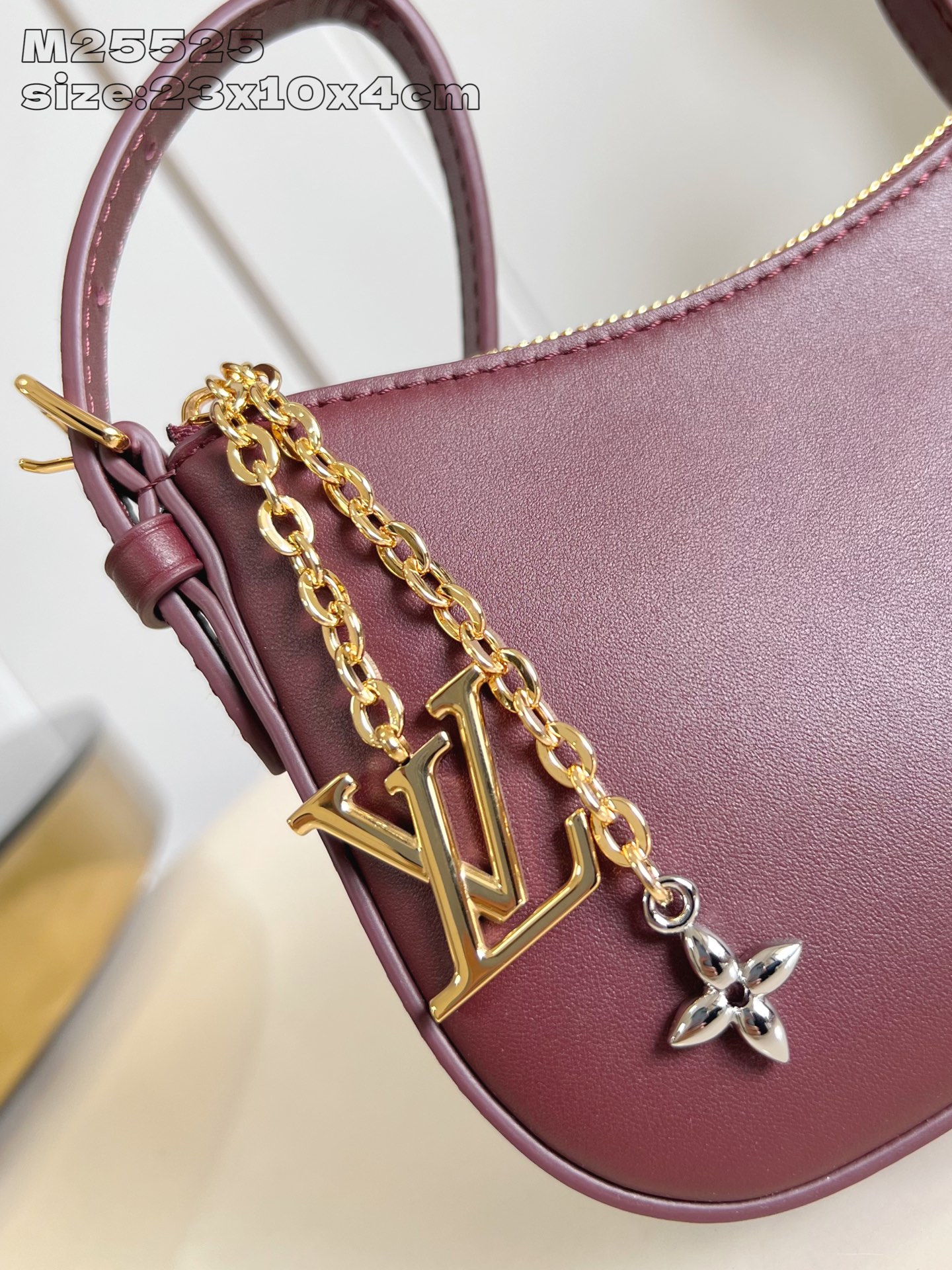 【顶级原单 M25525紫红 】M25650 本款 Pochette LV Bloom 手袋出自路易威登