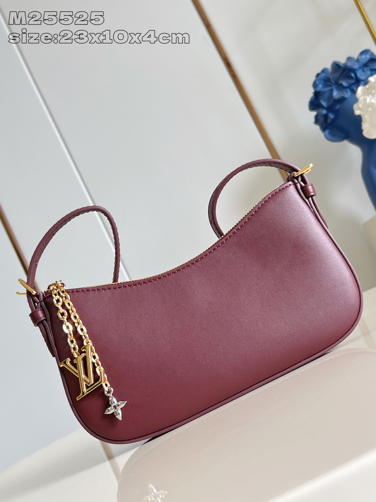 【顶级原单 M25525紫红 】M25650 本款 Pochette LV Bloom 手袋出自路易威登