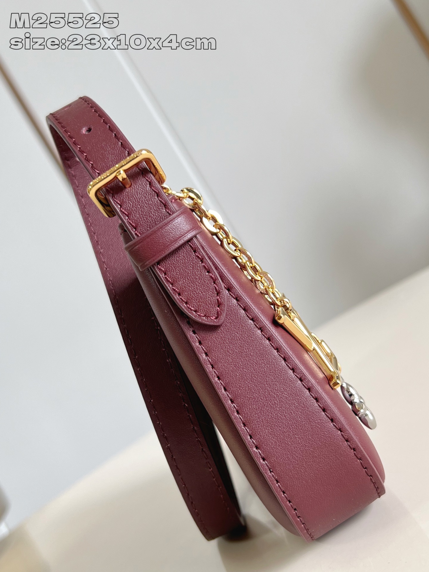 【顶级原单 M25525紫红 】M25650 本款 Pochette LV Bloom 手袋出自路易威登