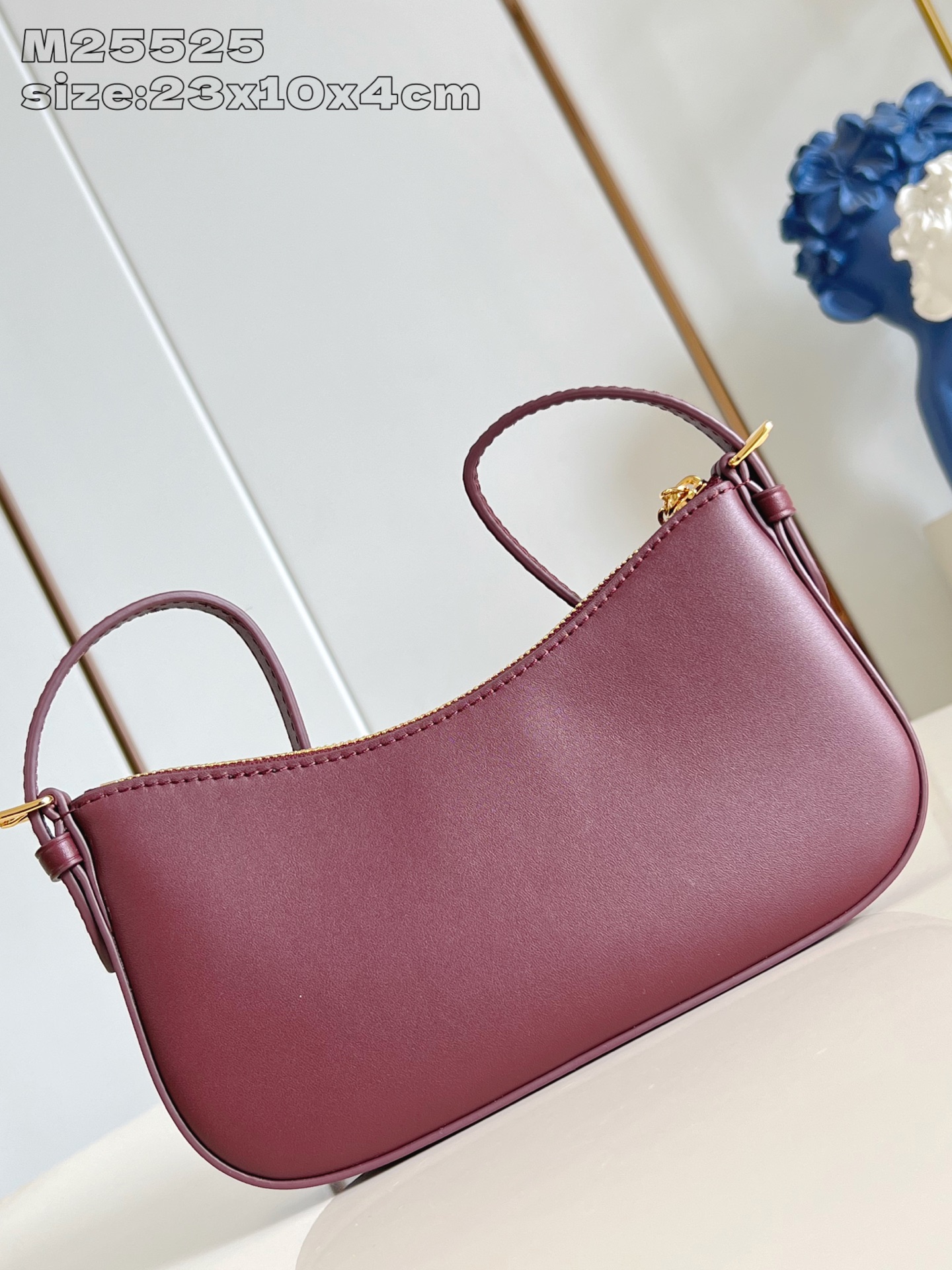 【顶级原单 M25525紫红 】M25650 本款 Pochette LV Bloom 手袋出自路易威登