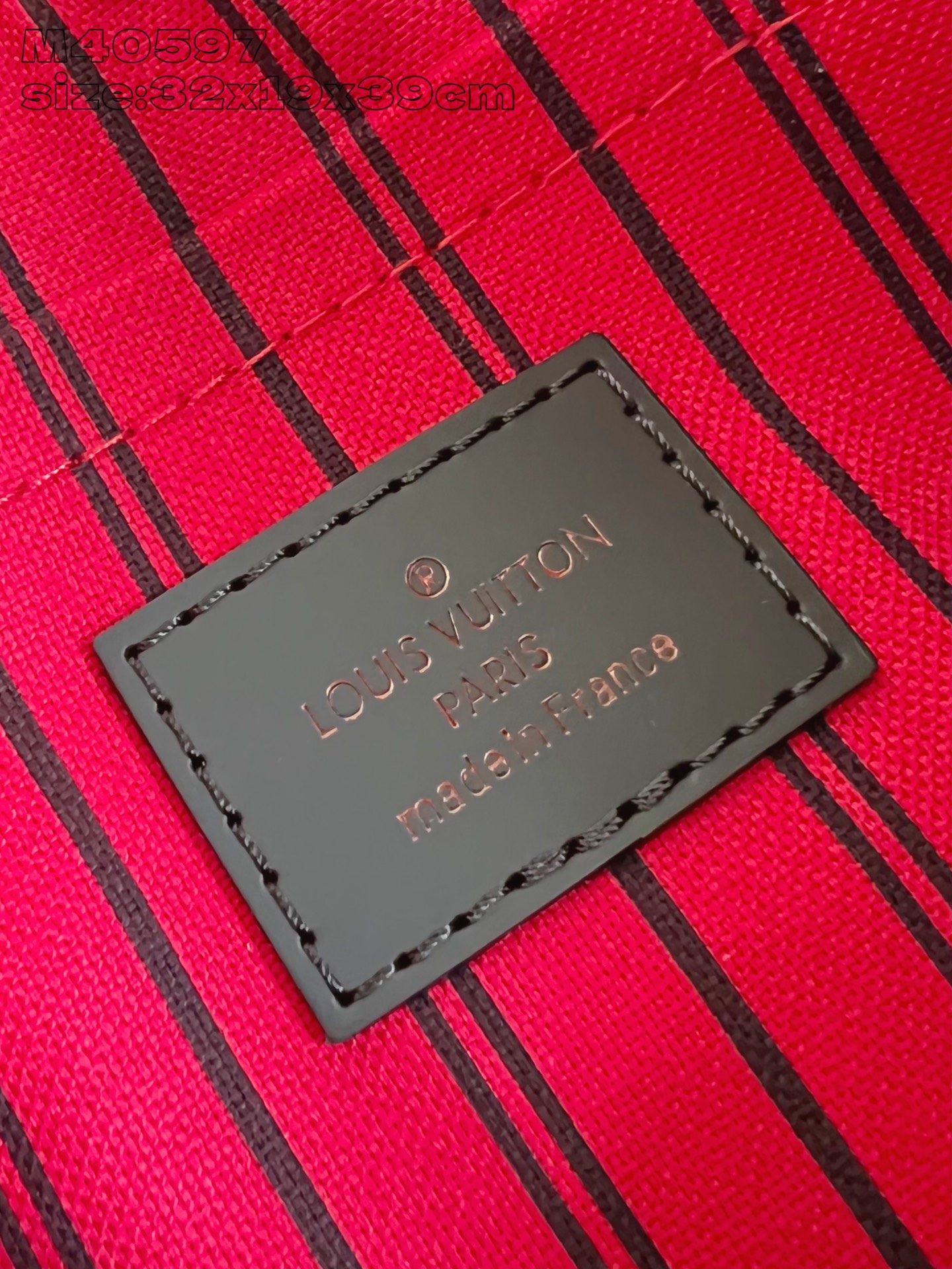 【顶级原单 M40597 】本款 Neverfull 大号托特包为 Damier Ebene 帆布勾勒牛