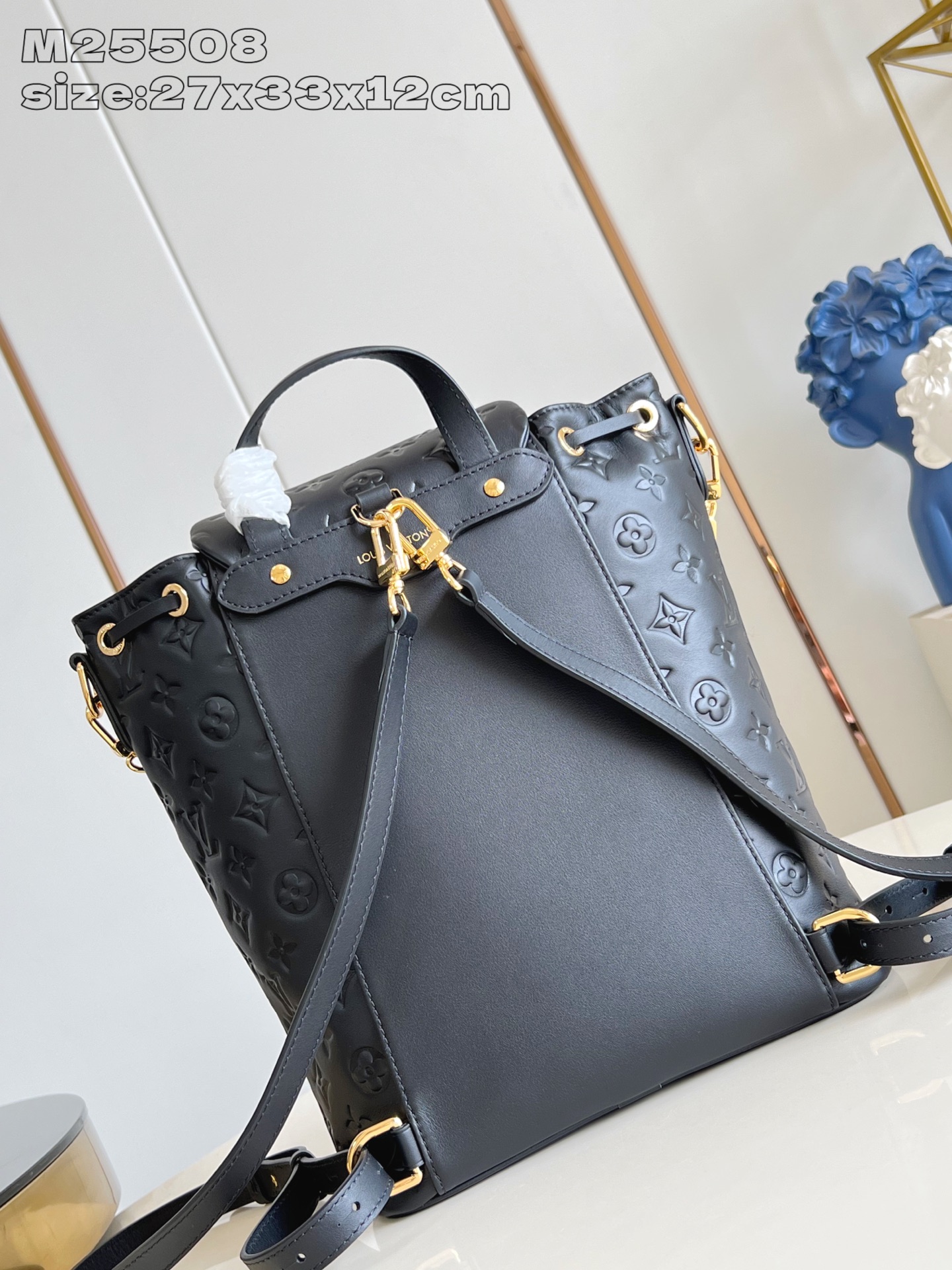 【顶级原单 M25508黑 】 Coussin Backpack 中号手袋以双肩包构型瞩目加入 Cous